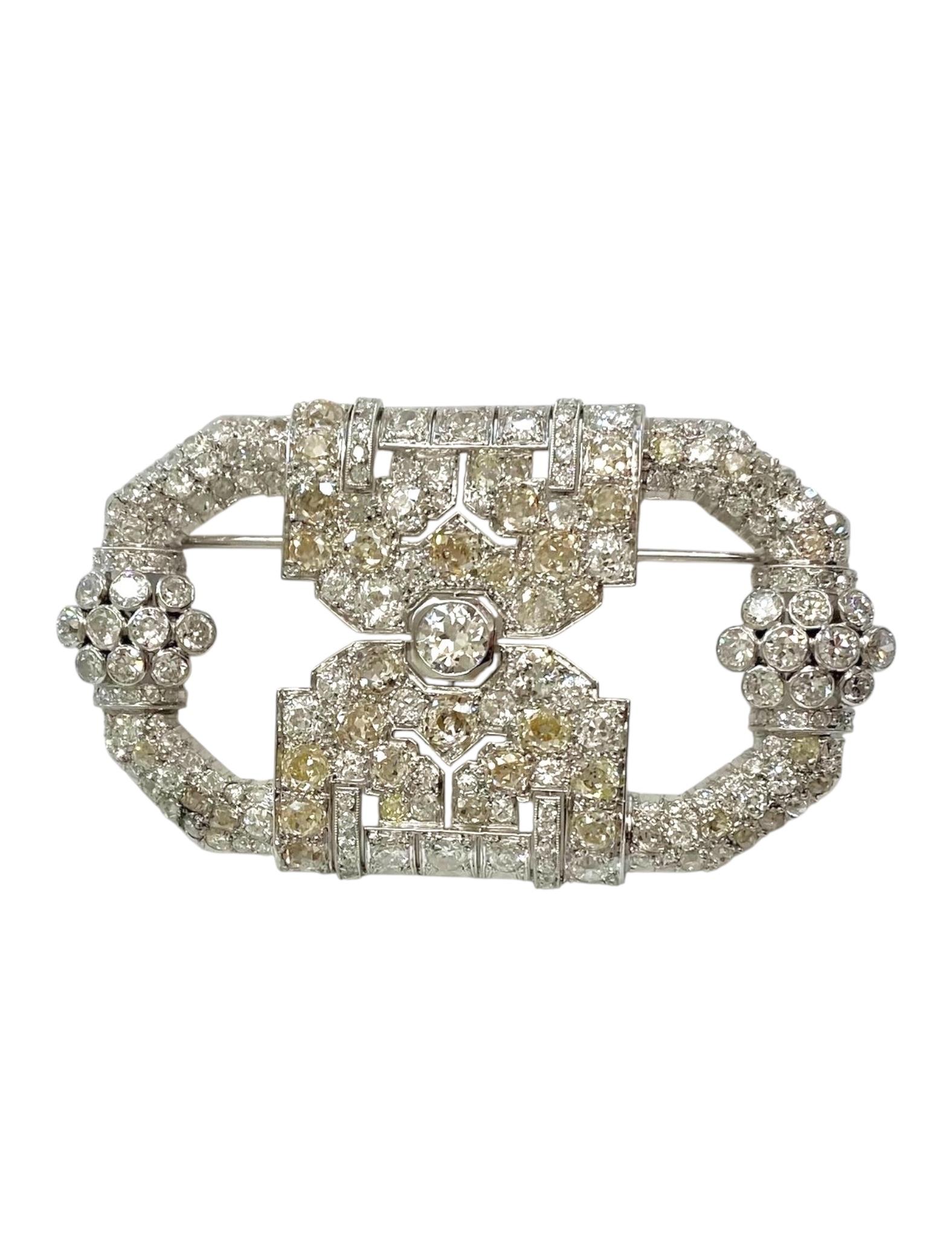 Art Deco Platinum and Diamond Brooch For Sale 1