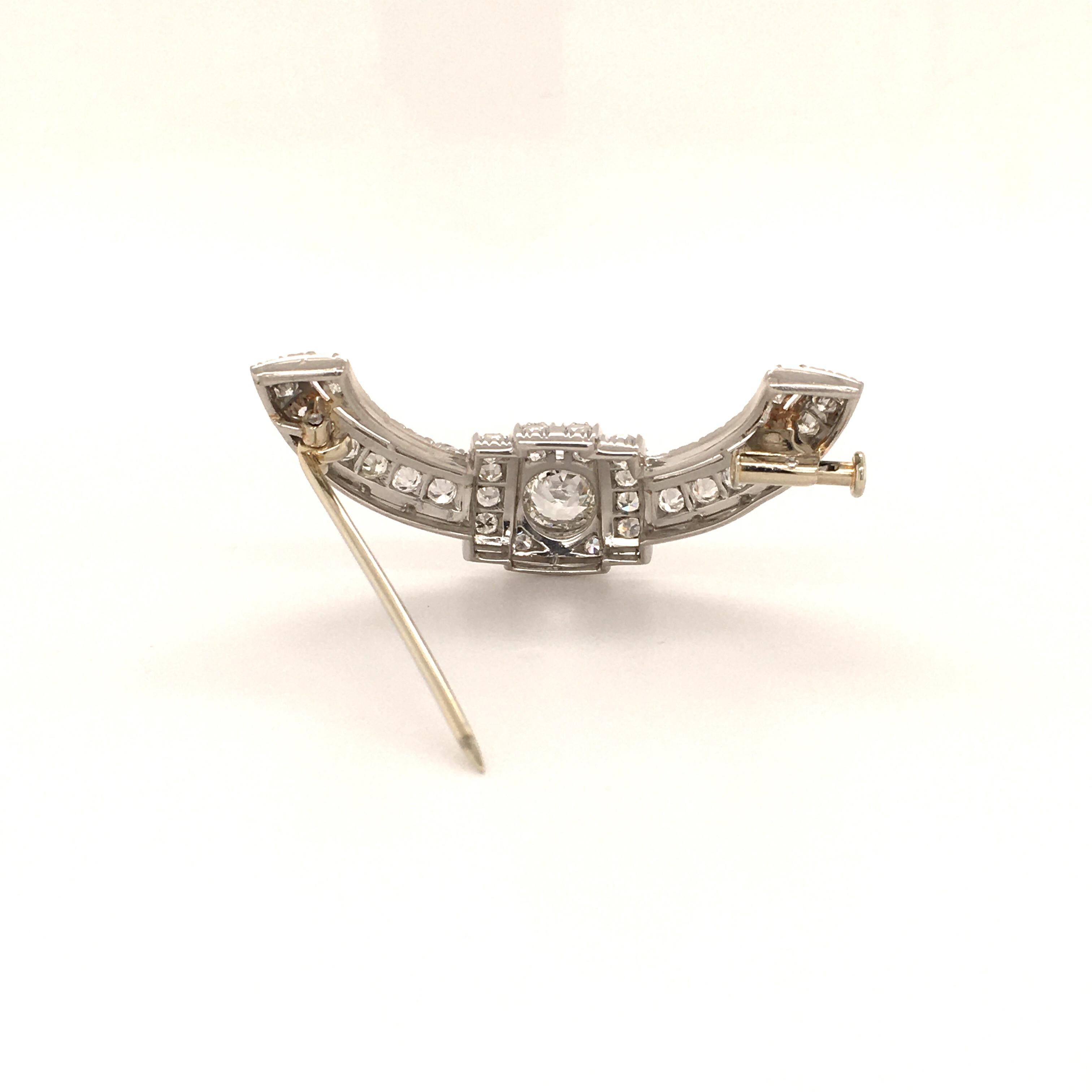 Art Deco Platinum and Diamond Brooch For Sale 1