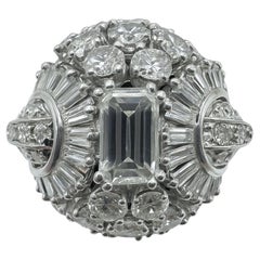 Anello da cocktail in platino e diamanti Art Deco