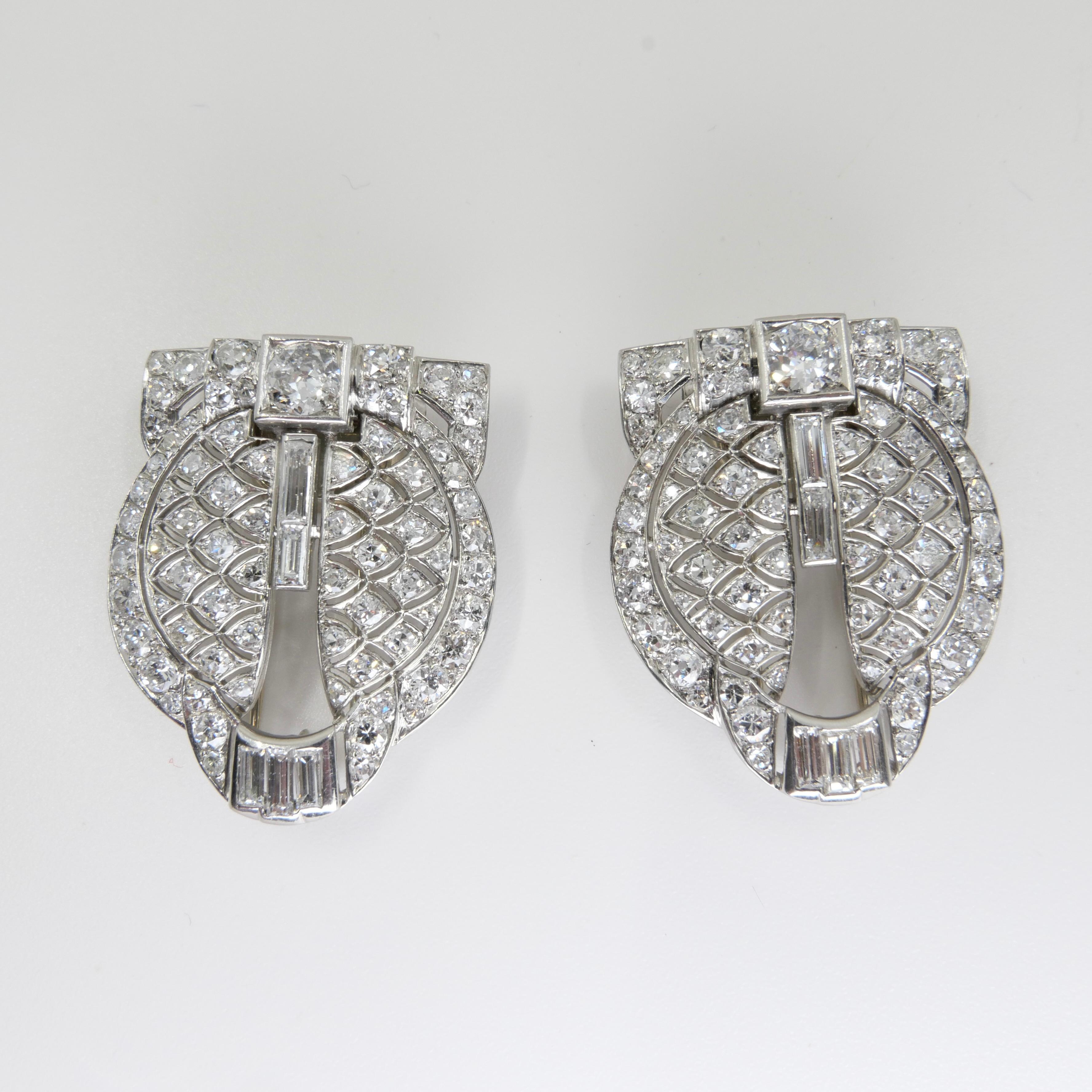 Round Cut Art Deco Platinum and Diamond Double Clips, Brooch, French Marks, Two Use