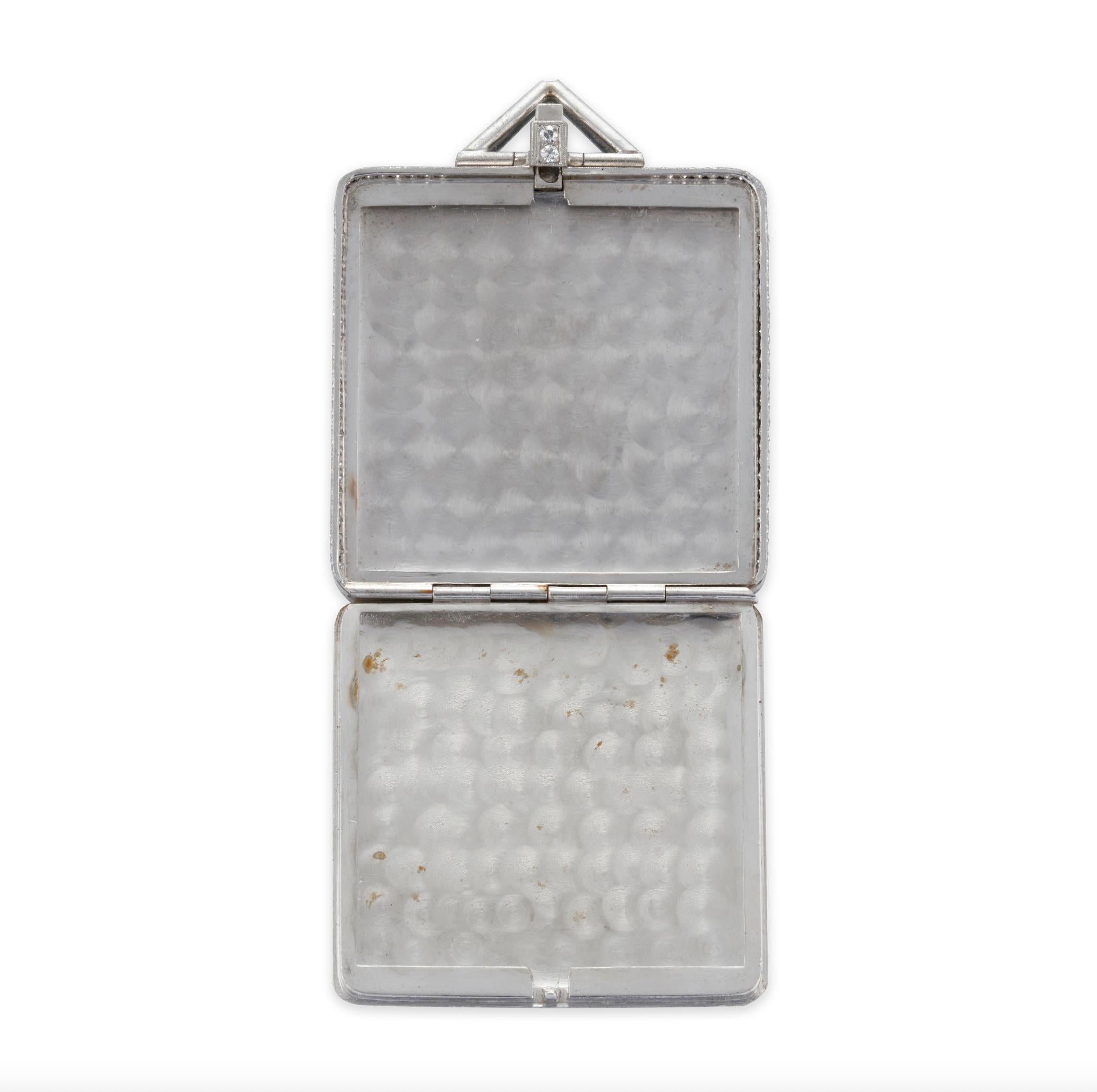 Art Deco Platinum And Diamond Locket (Einfacher Schliff) im Angebot