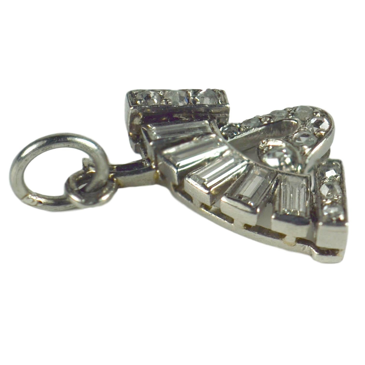 Art Deco Platinum and Diamond Music Charm In Good Condition In London, GB
