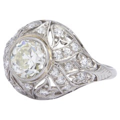 Anillo Art Déco de Platino y Diamantes