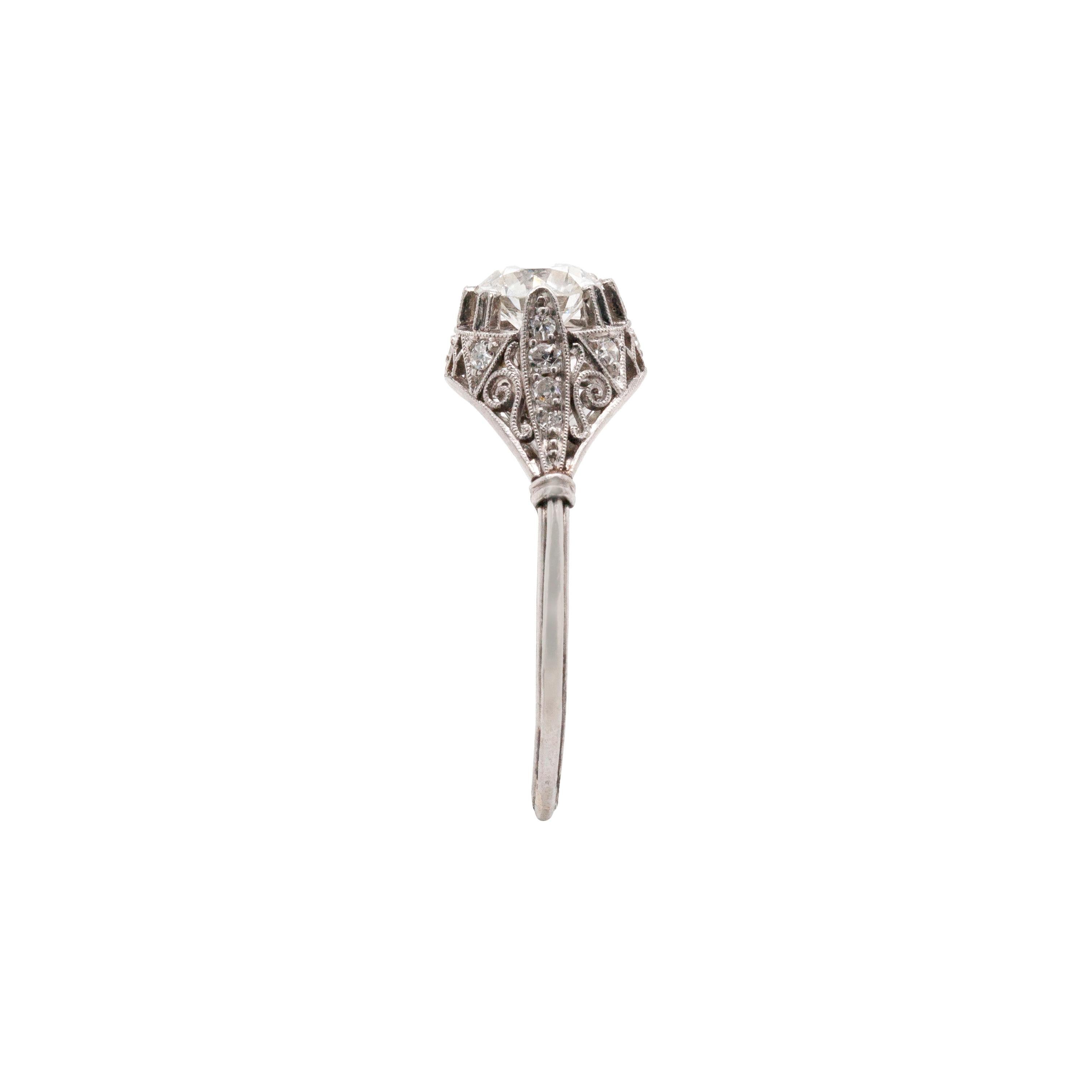 Women's Art Deco Platinum and Diamond Ring With Exquisite Filigree Detailing For Sale
