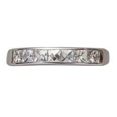 Bague jonc Art déco en platine et diamants taille française