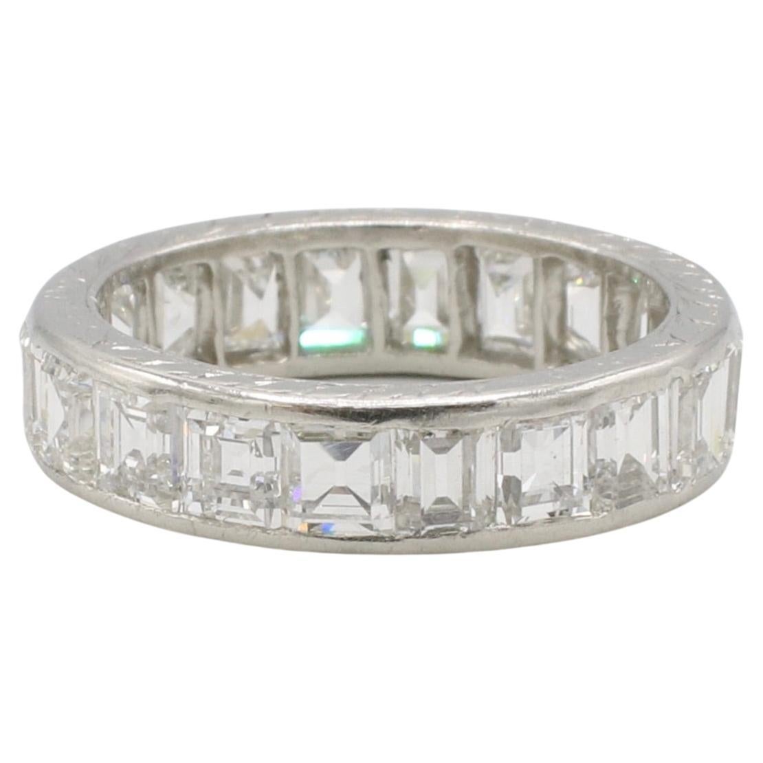 Art Deco Platinum Antique Carré Square Cut Natural Diamond Eternity Band Wedding Ring
Metal: Platinum
Weight: 3.8 grams
Diamonds: 20 antique square cut natural diamonds, approx. 3 CTW F-G VS
Width: 4.5mm
Size: 4 (US)
Note: Engraved 