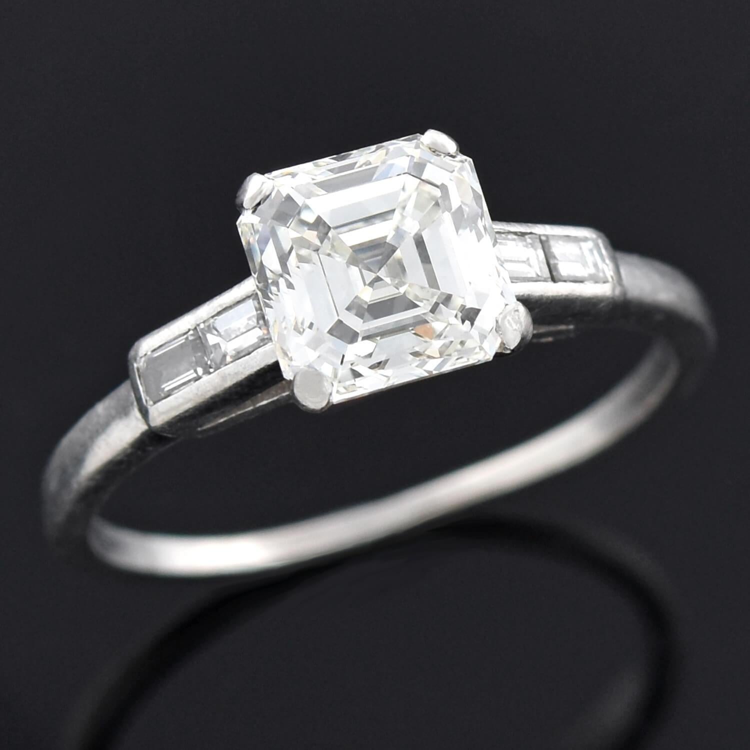 Women's or Men's Art Deco Platinum Asscher Cut Diamond Engagement Ring 1.50ct For Sale