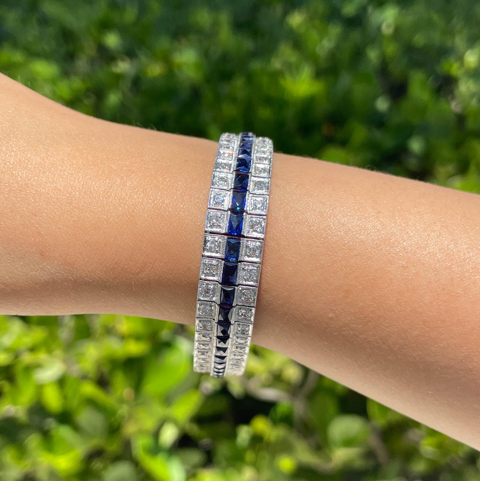 Platin-Armband mit blauem Saphir und Diamanten im Art déco-Stil (Gemischter Schliff) im Angebot