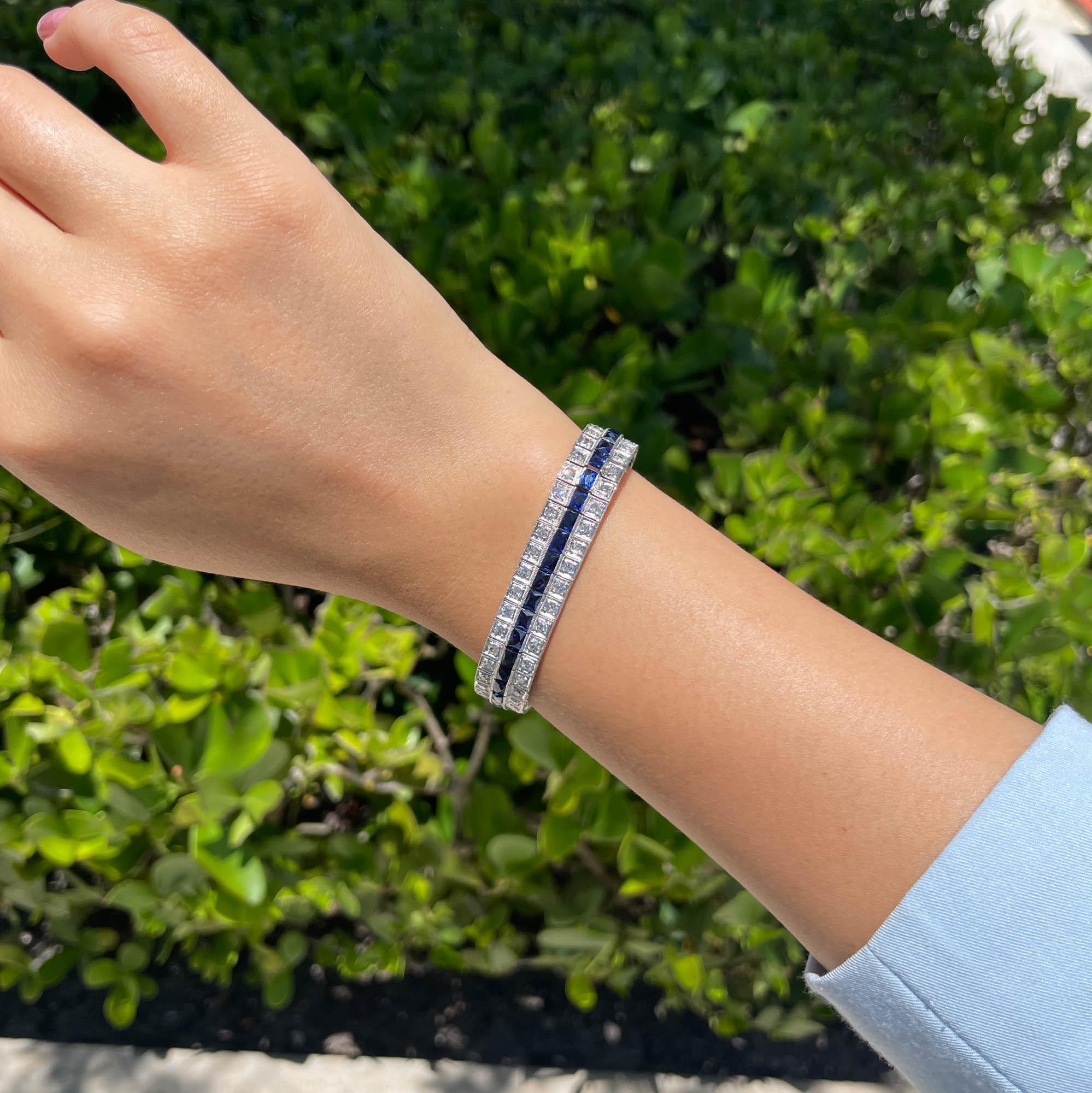 Platin-Armband mit blauem Saphir und Diamanten im Art déco-Stil im Zustand „Gut“ im Angebot in Boca Raton, FL