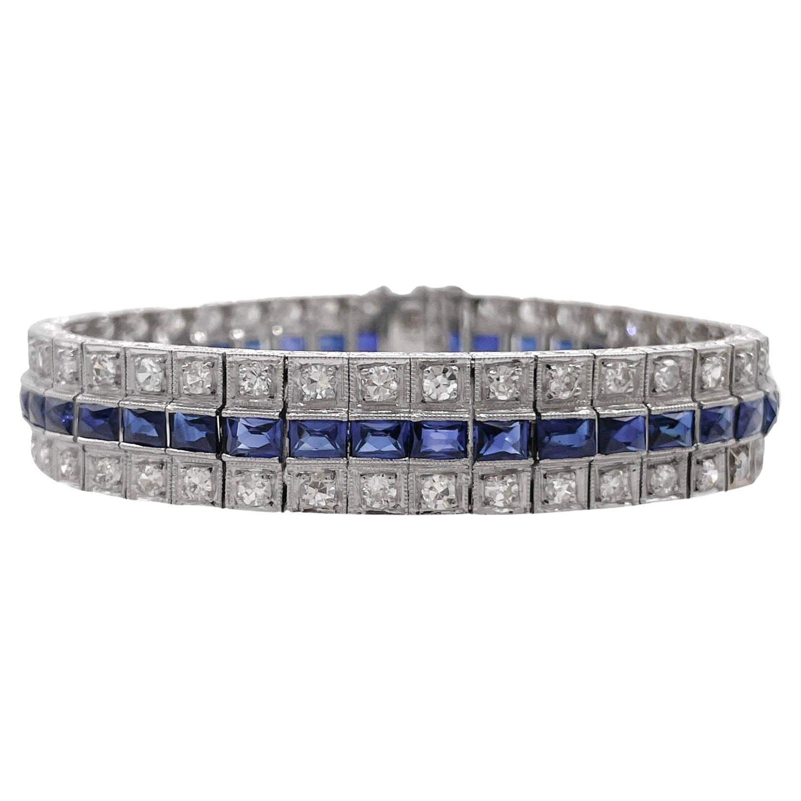 Platin-Armband mit blauem Saphir und Diamanten im Art déco-Stil im Angebot