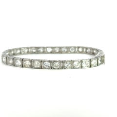 Art Deco Platinum Bracelet with 9.0ct Old Mine Cut Diamonds