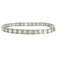 Art Deco Platinarmband mit 9.0ct Diamanten im Minenschliff