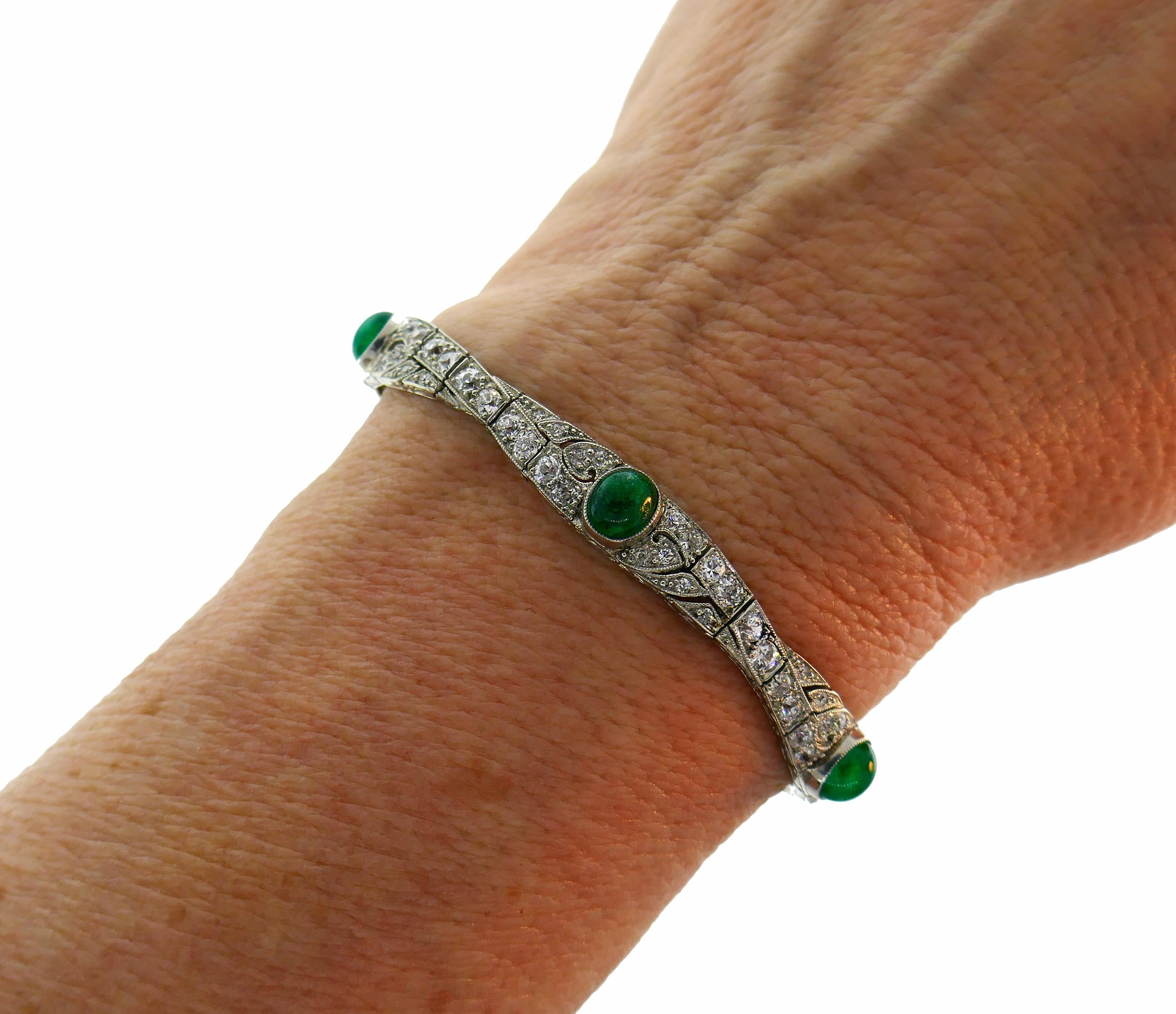 Art Deco Platinum Bracelet with Diamond and Emerald In Good Condition In Beverly Hills, CA