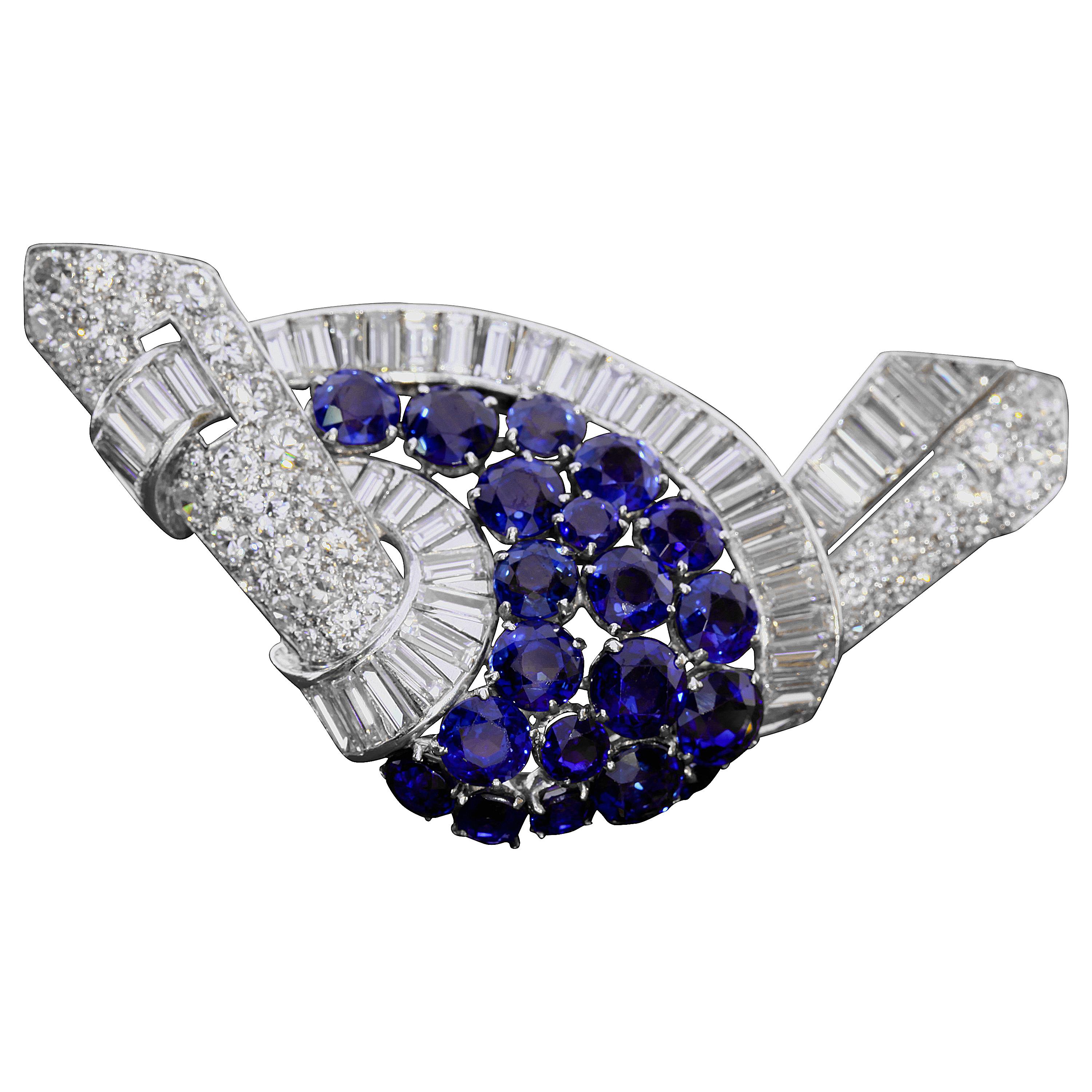 Art Deco Platinum Brooch with Diamonds and Sapphires from circa 1935 im Angebot