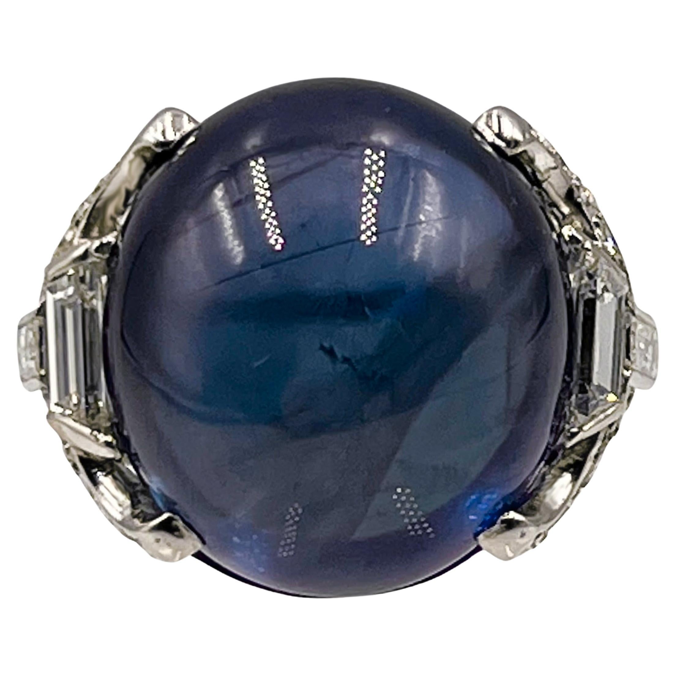 Platin-Cabochon-Saphir-Diamant-Ring im Art déco-Stil