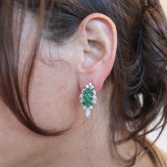 ART-DECO Platinum Clips-On Clusters Earrings With 6.24 Ctw Diamonds & Emeralds