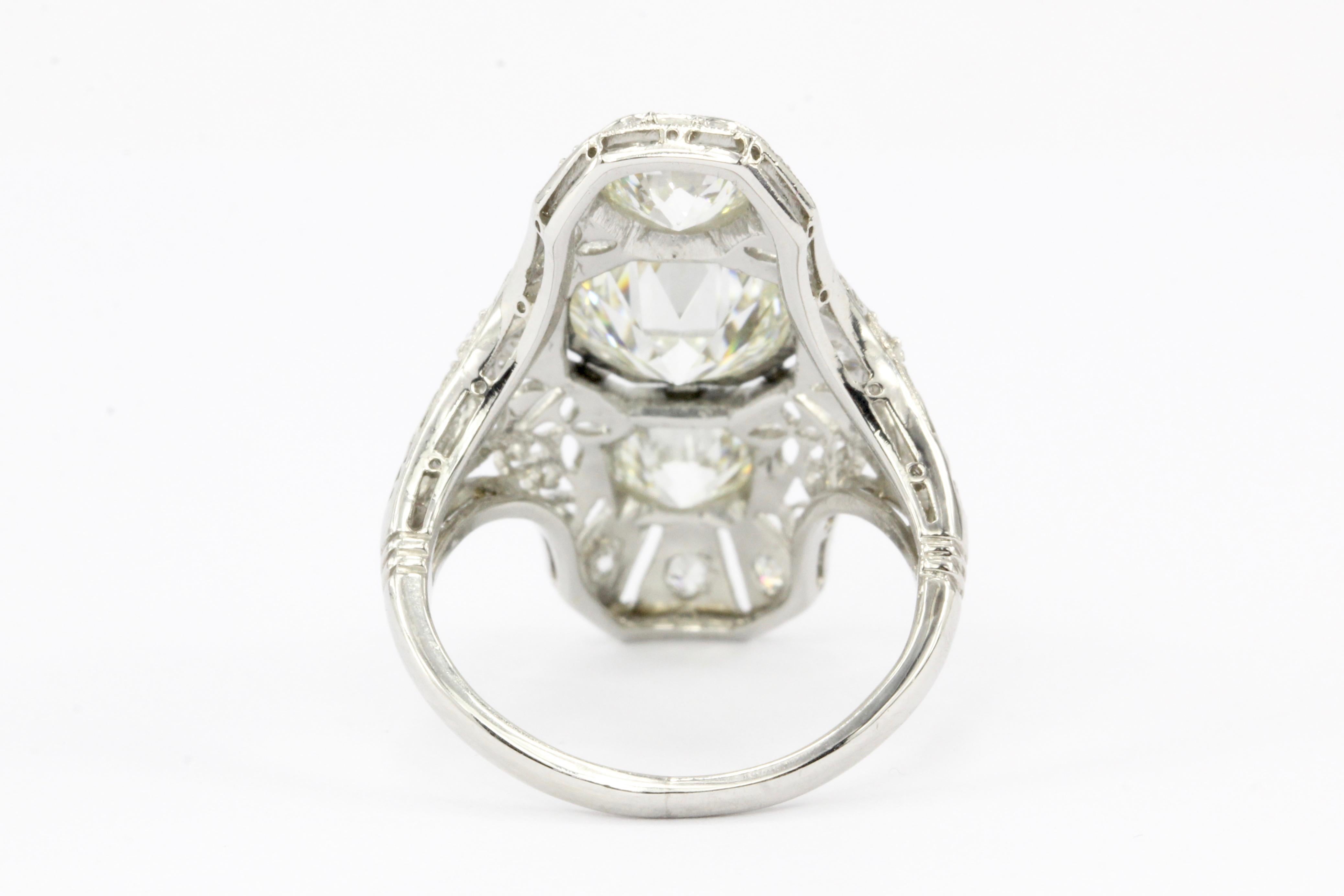 Art Deco Platinum Diamond 2.82 Carat Shield Ring In Excellent Condition In Cape May, NJ