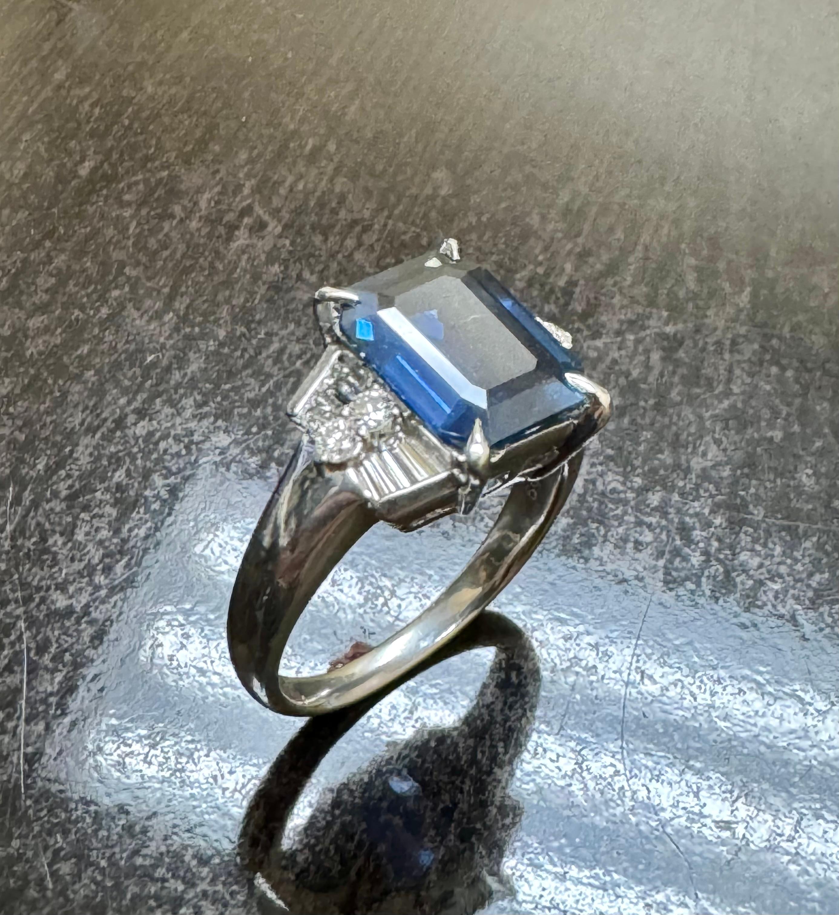 Art Deco Platinum Diamond 4.26 Carat Emerald Cut Blue Sapphire Engagement Ring For Sale 10