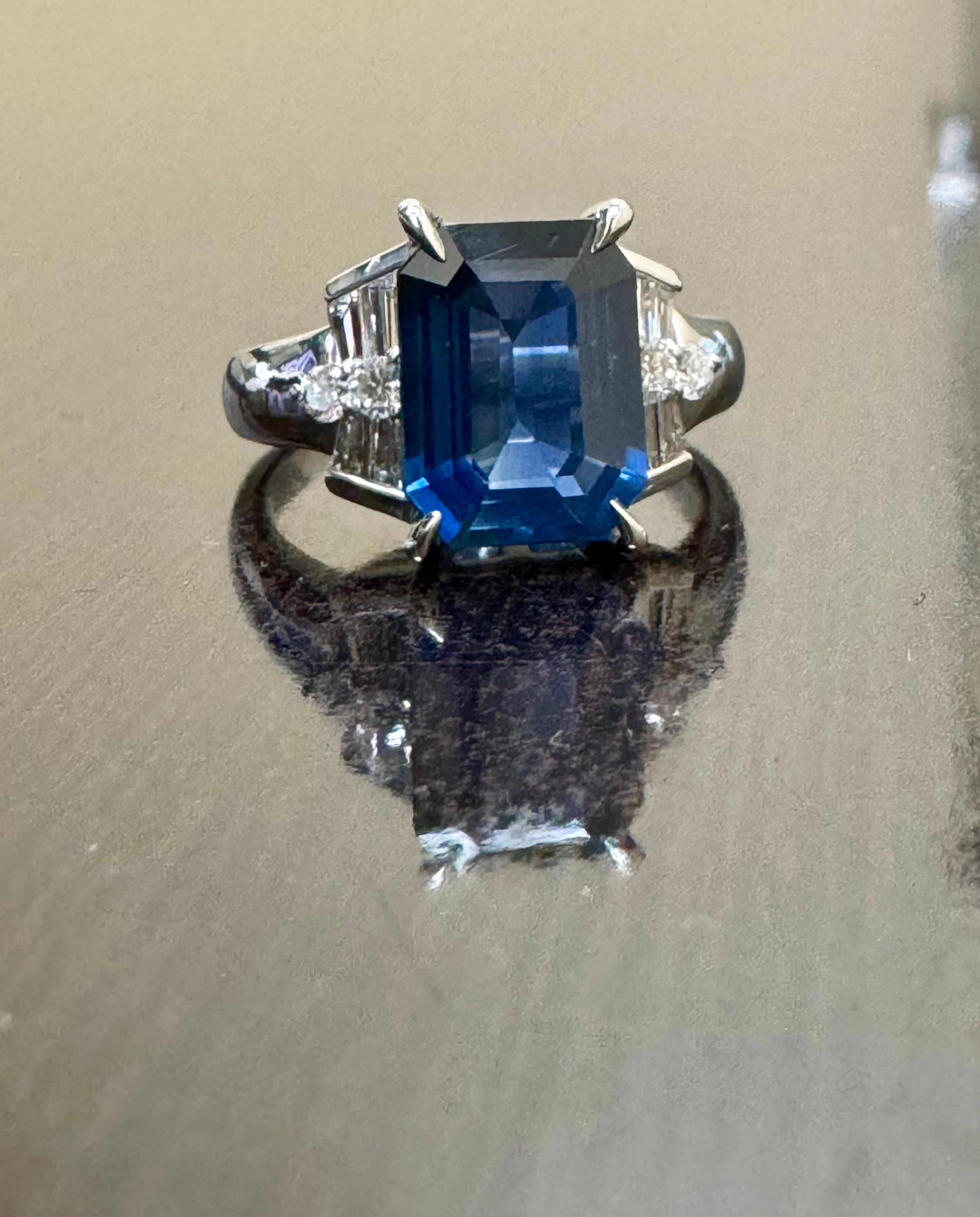 Modern Art Deco Platinum Diamond 4.26 Carat Emerald Cut Blue Sapphire Engagement Ring For Sale