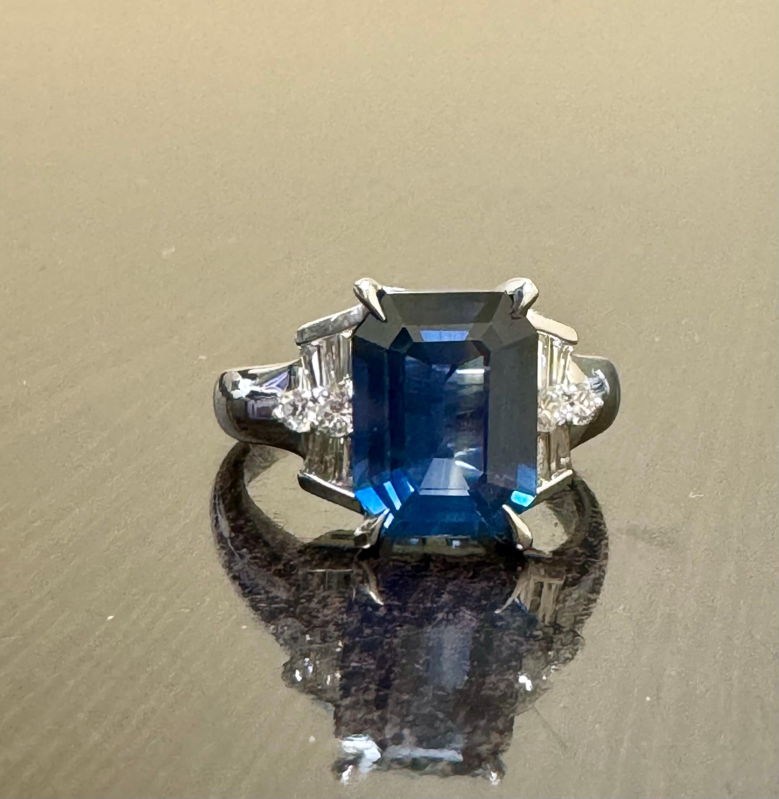 Art Deco Platinum Diamond 4.26 Carat Emerald Cut Blue Sapphire Engagement Ring For Sale 4