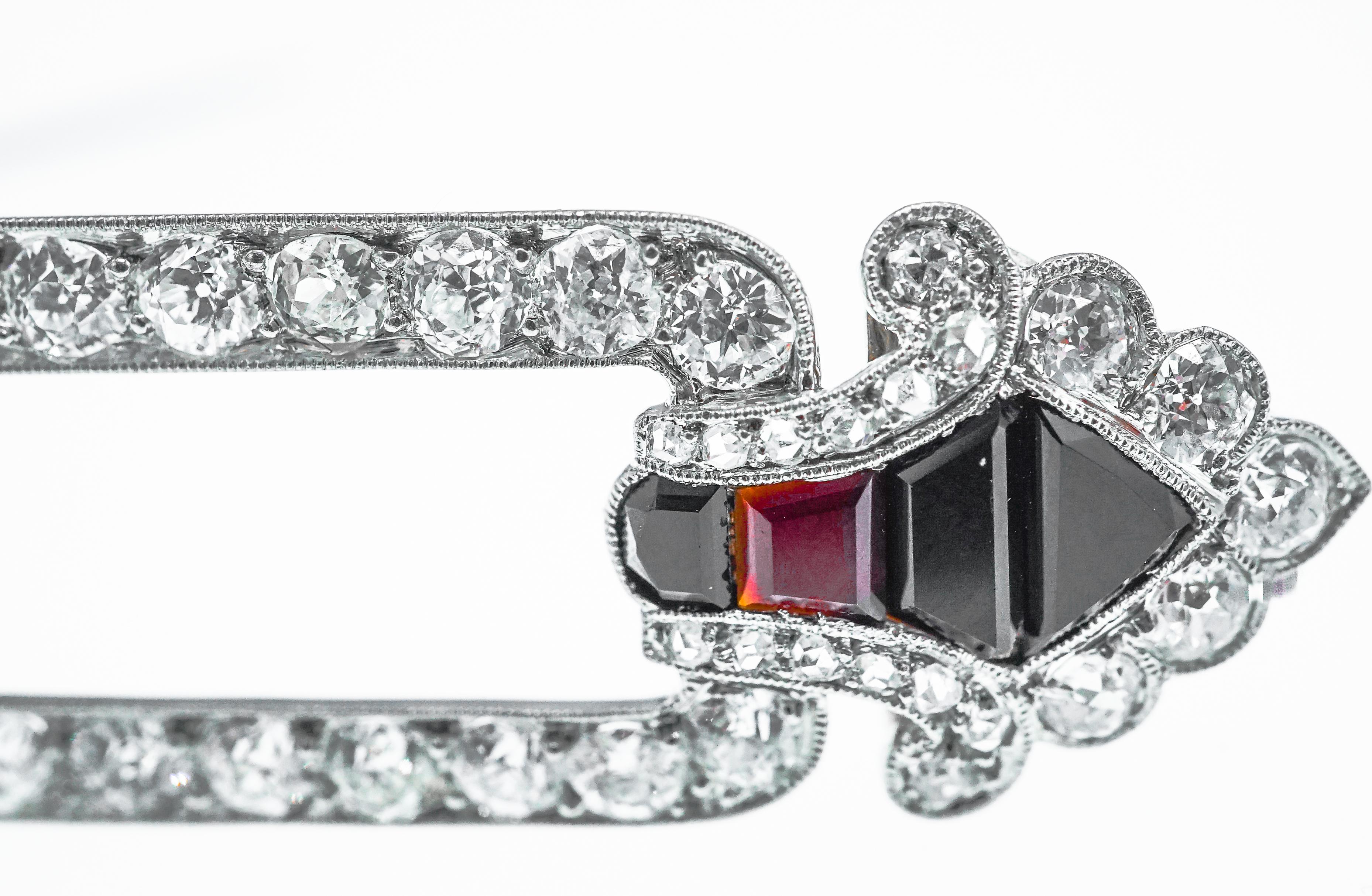 Art Deco Platinum, Diamond and Black Onyx Brooch In Excellent Condition In New York, NY