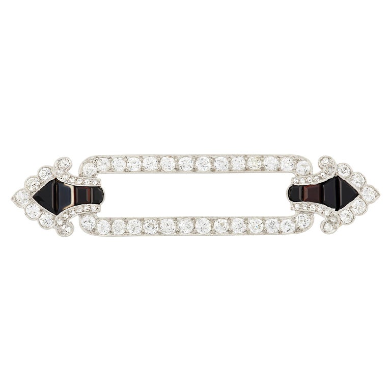 Art Deco Platinum, Diamond and Black Onyx Brooch For Sale at 1stDibs