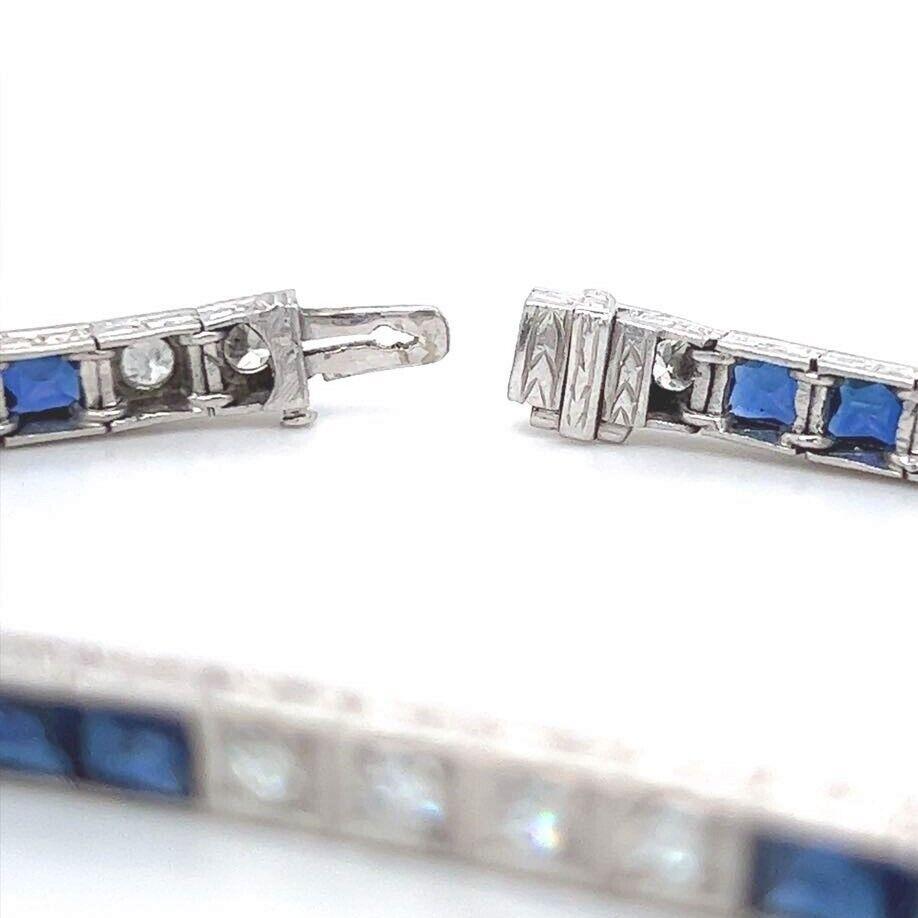 Art Deco Platin-Tennisarmband mit Diamanten und blauen Saphiren 3