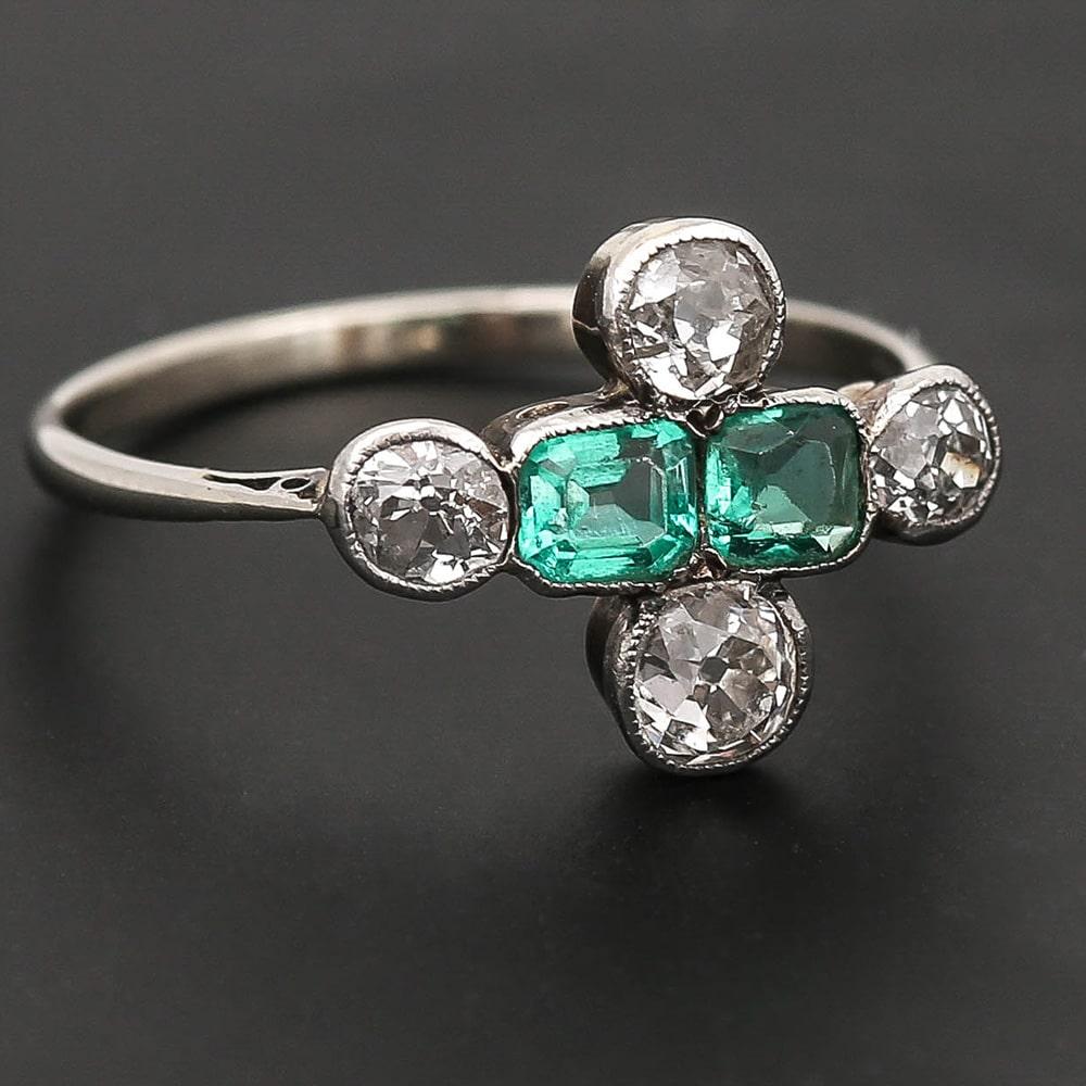 Art Deco Platinum Diamond and Emerald 6-Stone Antique Engagement Ring circa 1920 6