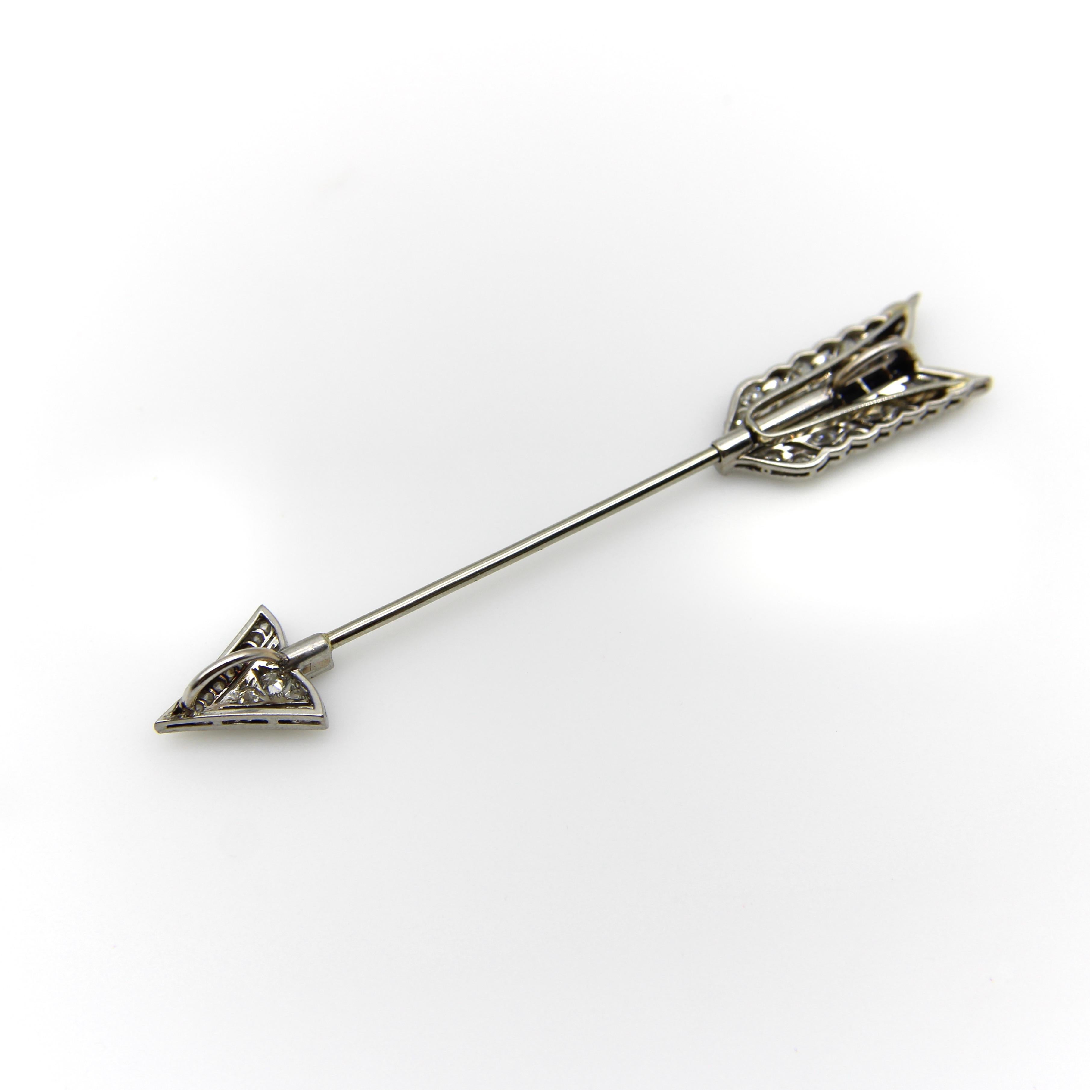 Art Deco Platinum Diamond and Onyx Jabot Pendant Brooch  In Good Condition For Sale In Venice, CA