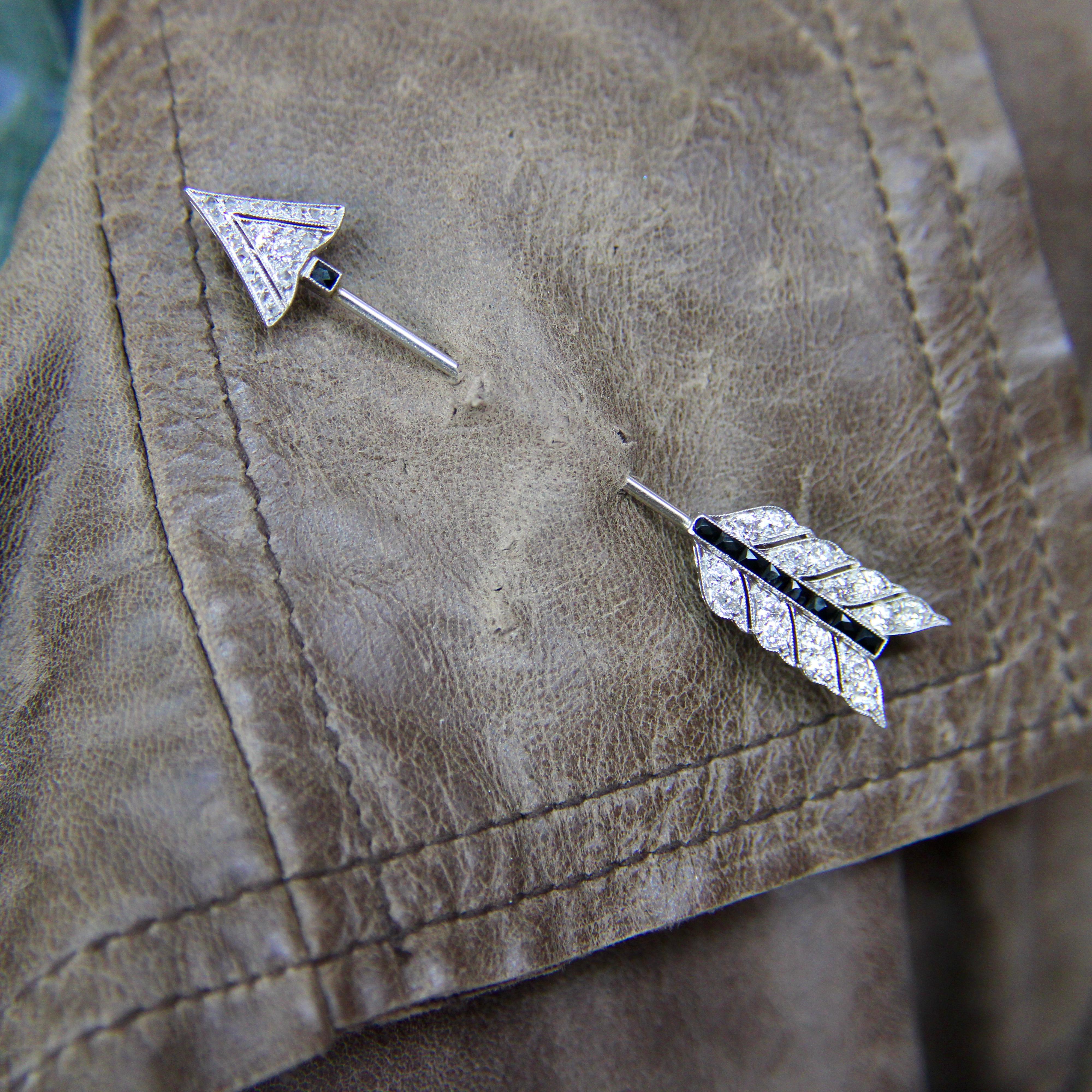 Art Deco Platinum Diamond and Onyx Jabot Pendant Brooch  For Sale 4