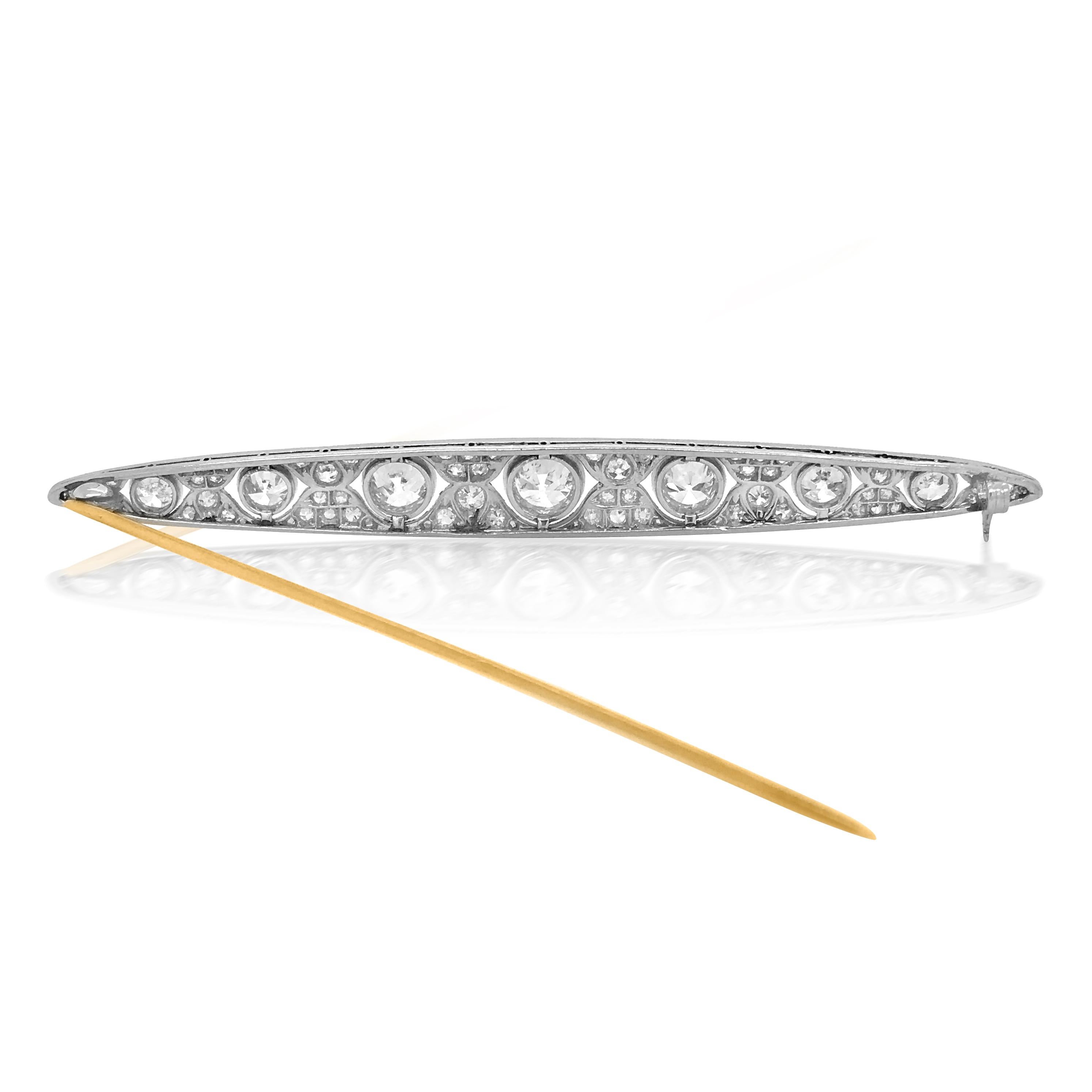 Art Deco Platinum, Diamond Bar Brooch In Excellent Condition In New York, NY