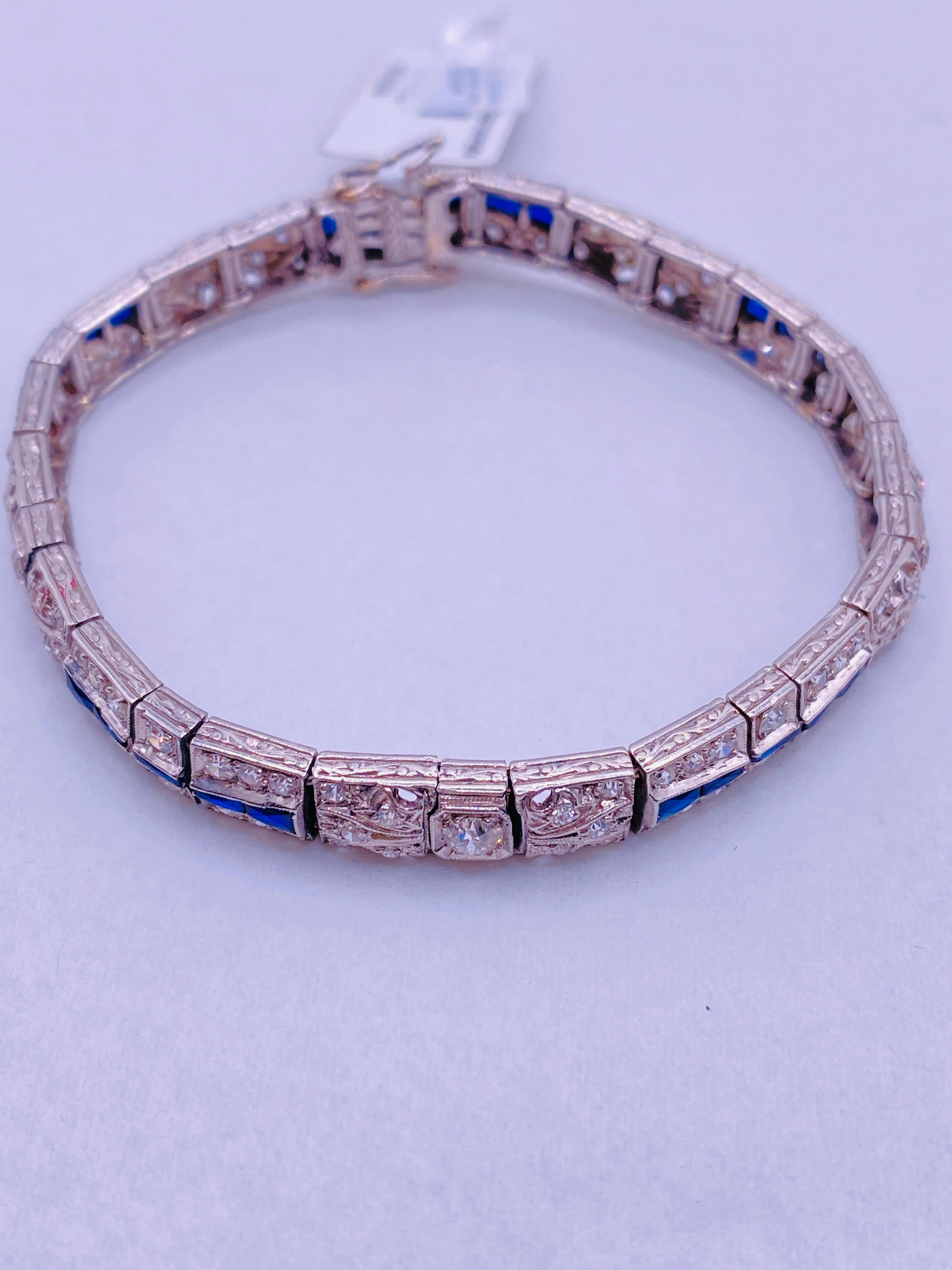 Round Cut Art Deco Diamond and Sapphire Platinum Bracelet For Sale
