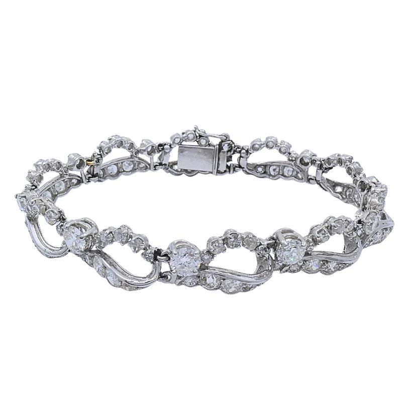 Bracelet Art déco en platine et diamants en vente 3