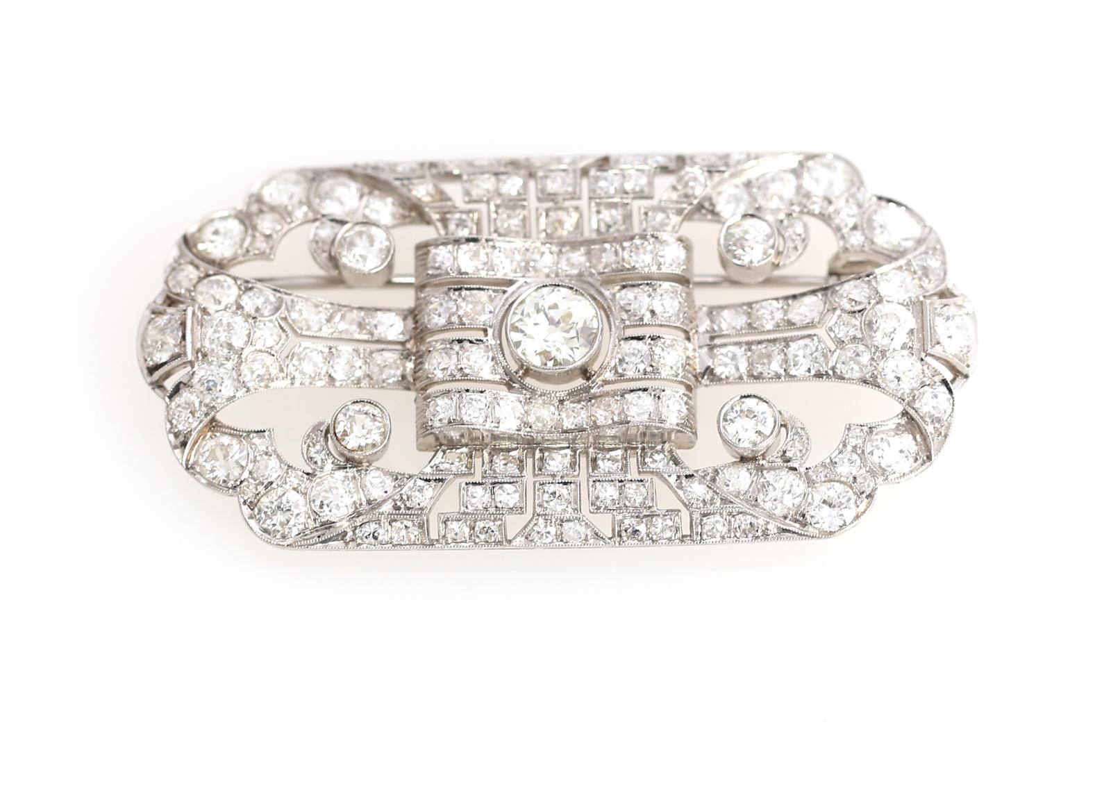 Art Deco Platinum Diamond Brooch 11 Carat, 1925 4