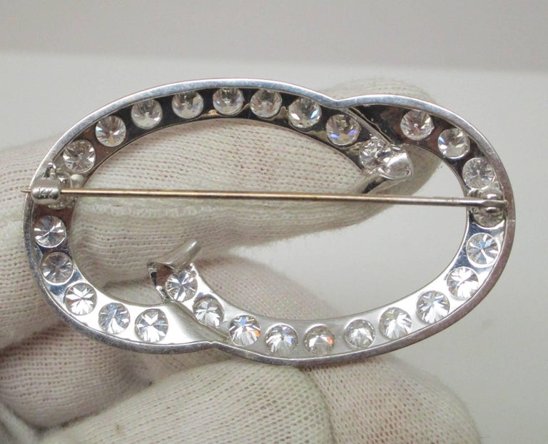 Art Deco Platinum Diamond Brooch In Excellent Condition For Sale In Lexington, KY