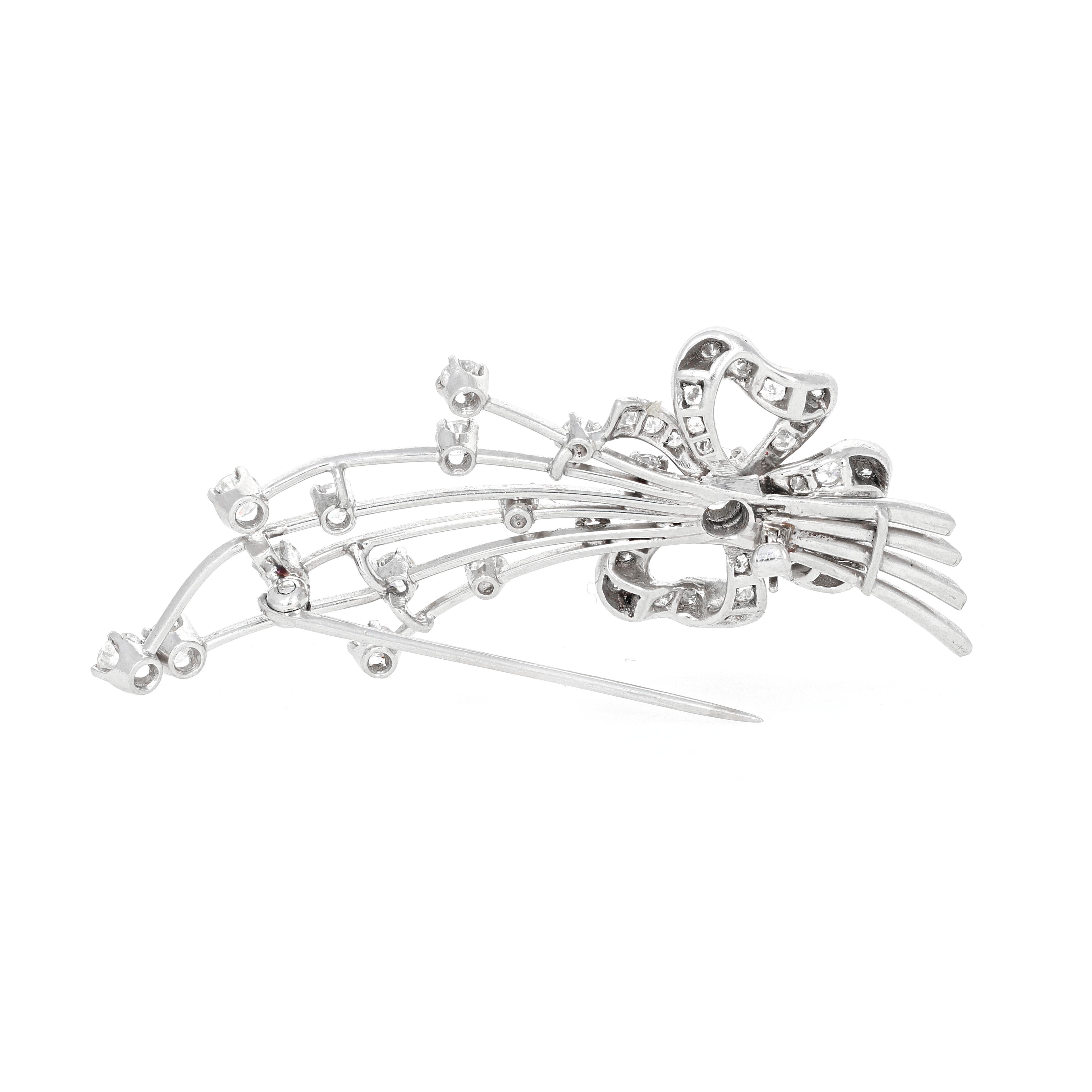 Art Deco Style Platinum Diamond Brooch In Excellent Condition For Sale In Beverly Hills, CA
