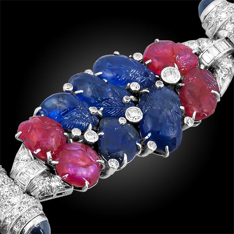 Art Deco Diamond Carved Sapphire Ruby Platinum Bracelet In Good Condition For Sale In New York, NY