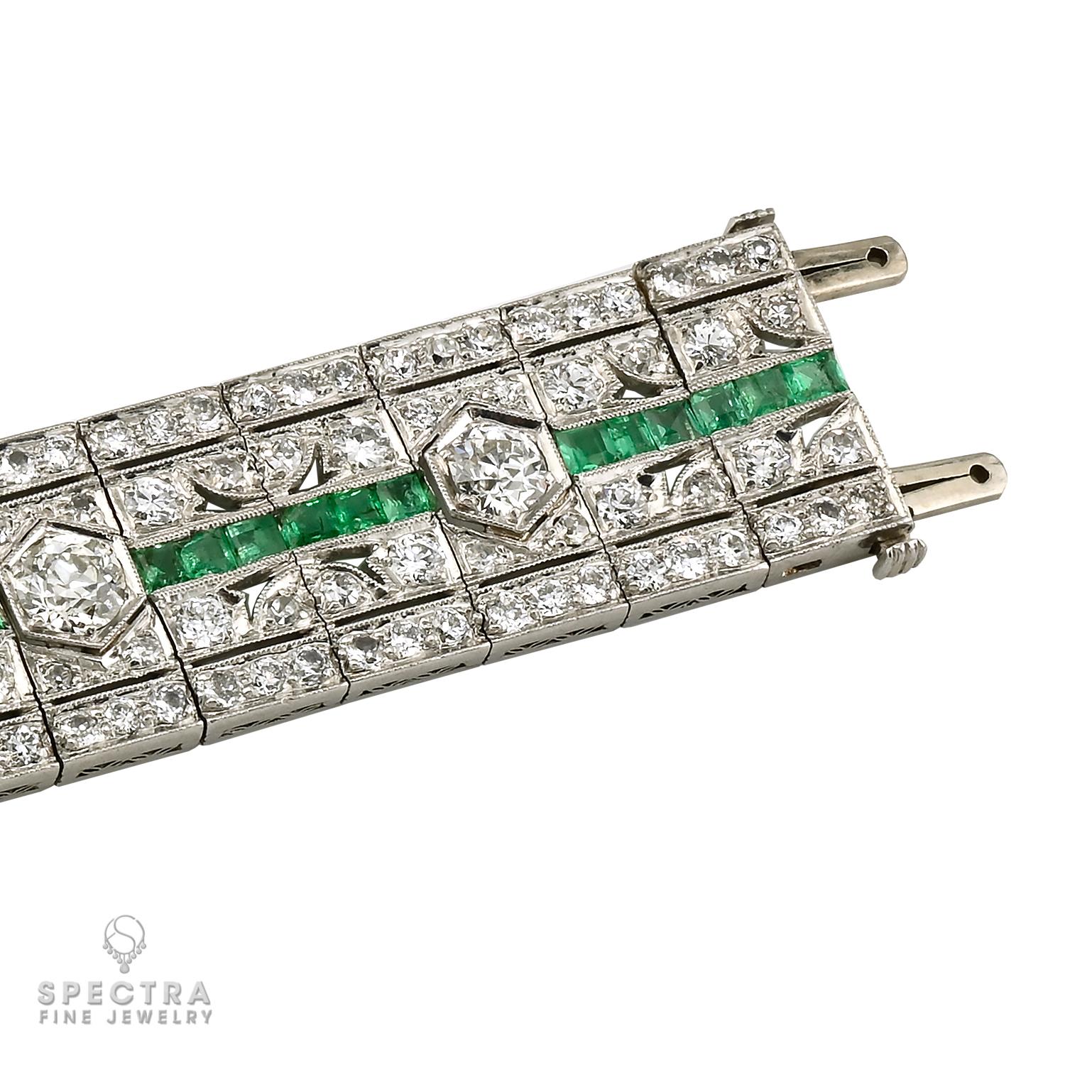 Pulsera Art Déco Platino Diamante Esmeralda Corte redondo en venta