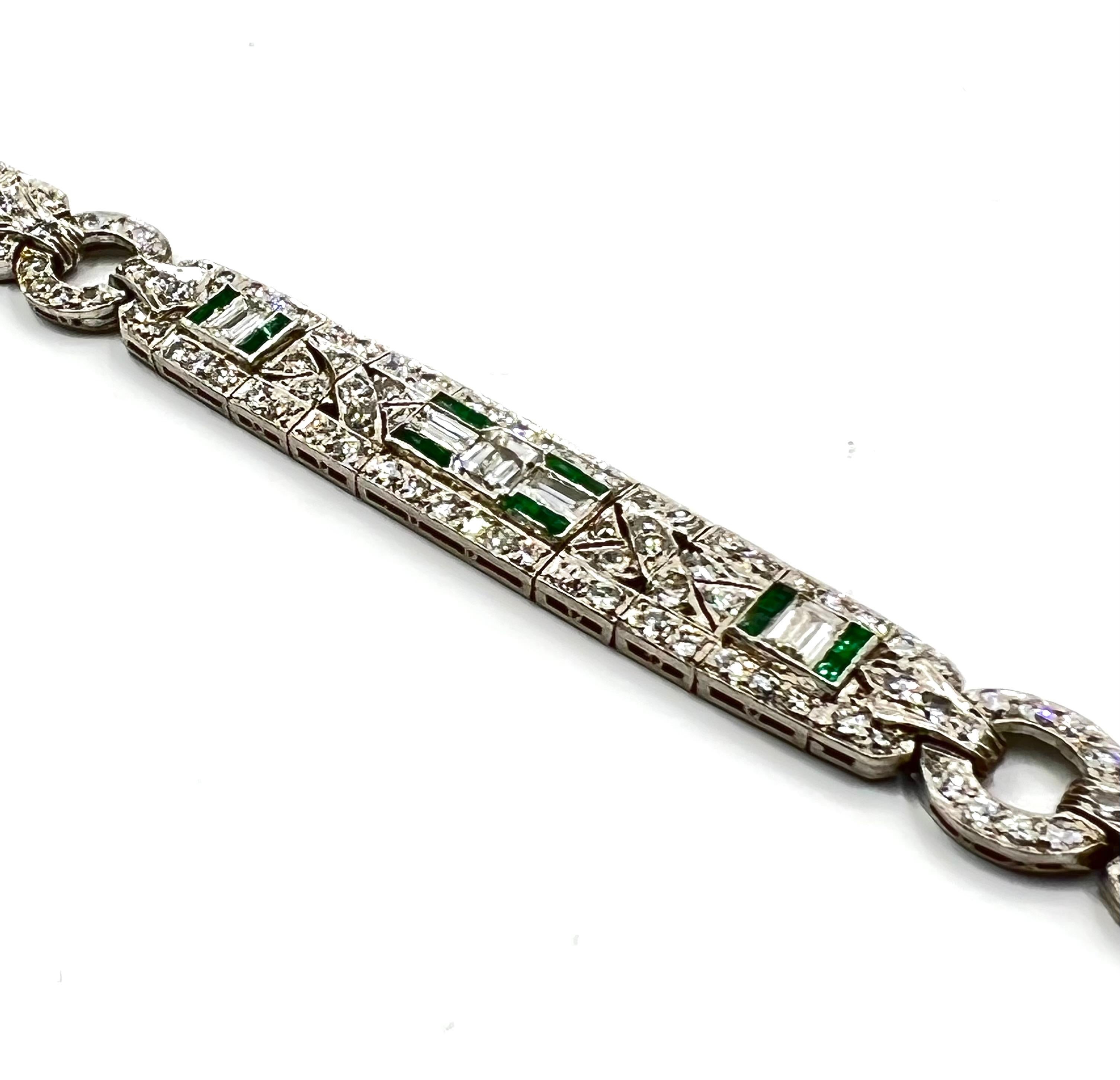 Art Deco Platinum Diamond Emerald Bracelet In Excellent Condition In Palm Beach, FL