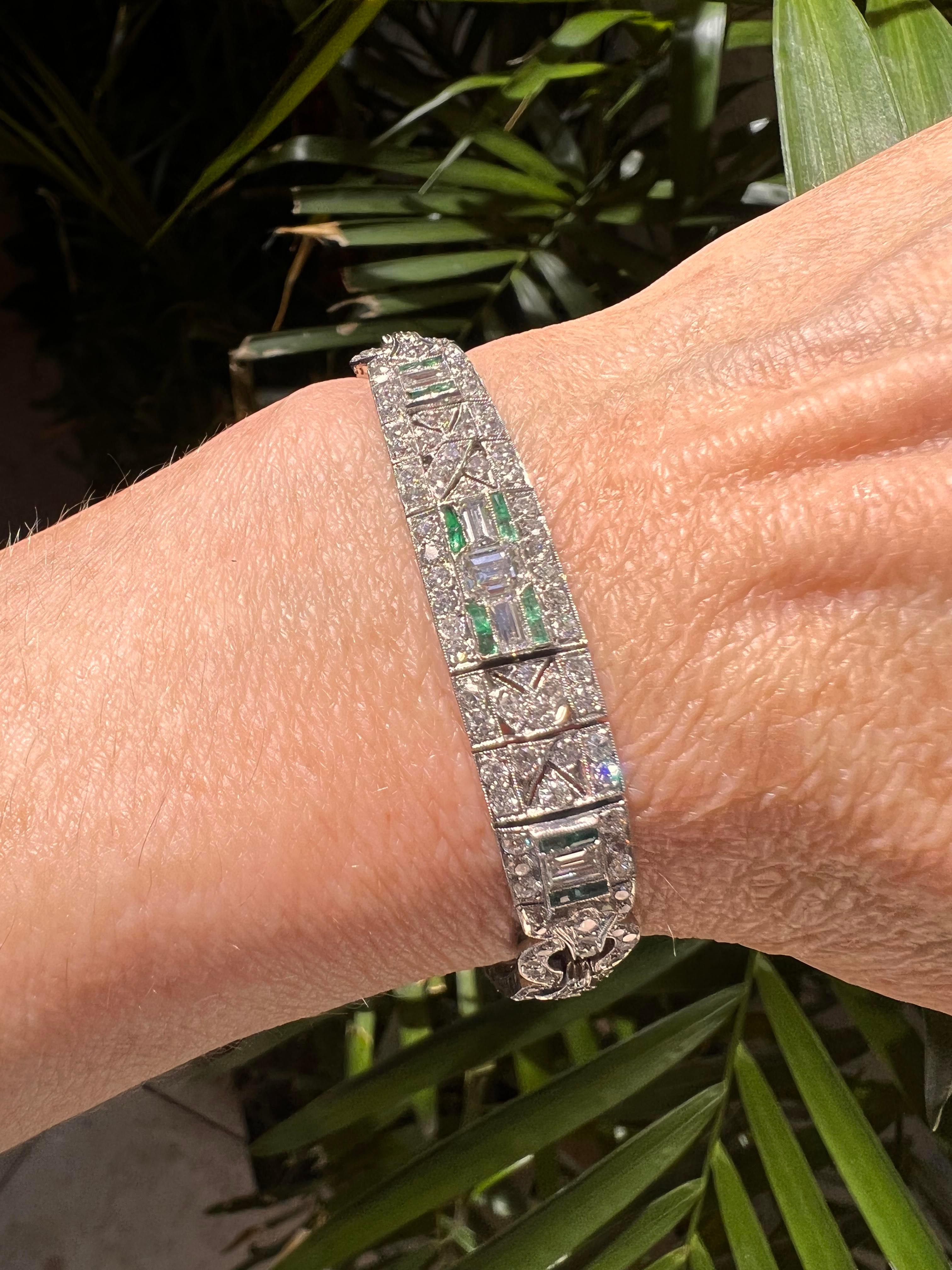 Women's Art Deco Platinum Diamond Emerald Bracelet