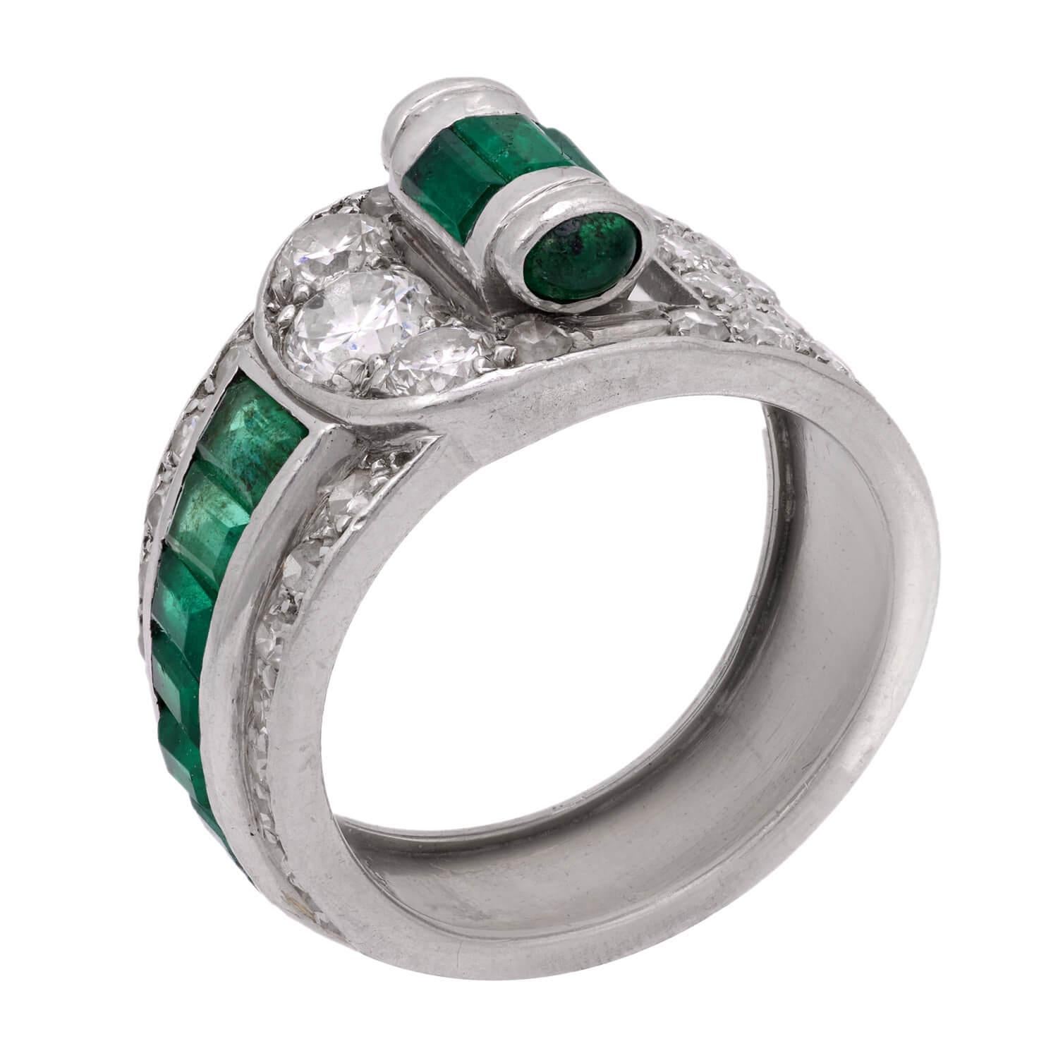 Art Deco Platinum Diamond & Emerald Ring In Good Condition For Sale In Narberth, PA