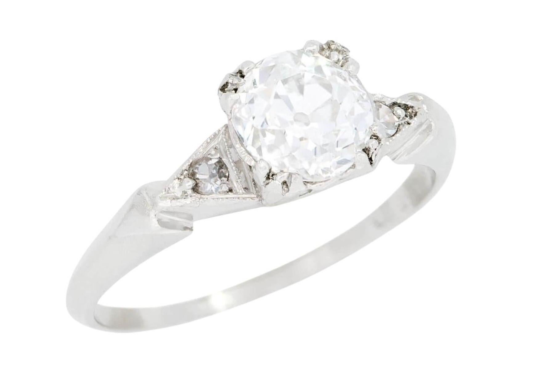 Bague de fiançailles Art déco en platine avec diamant 1.07 carat en vente 4