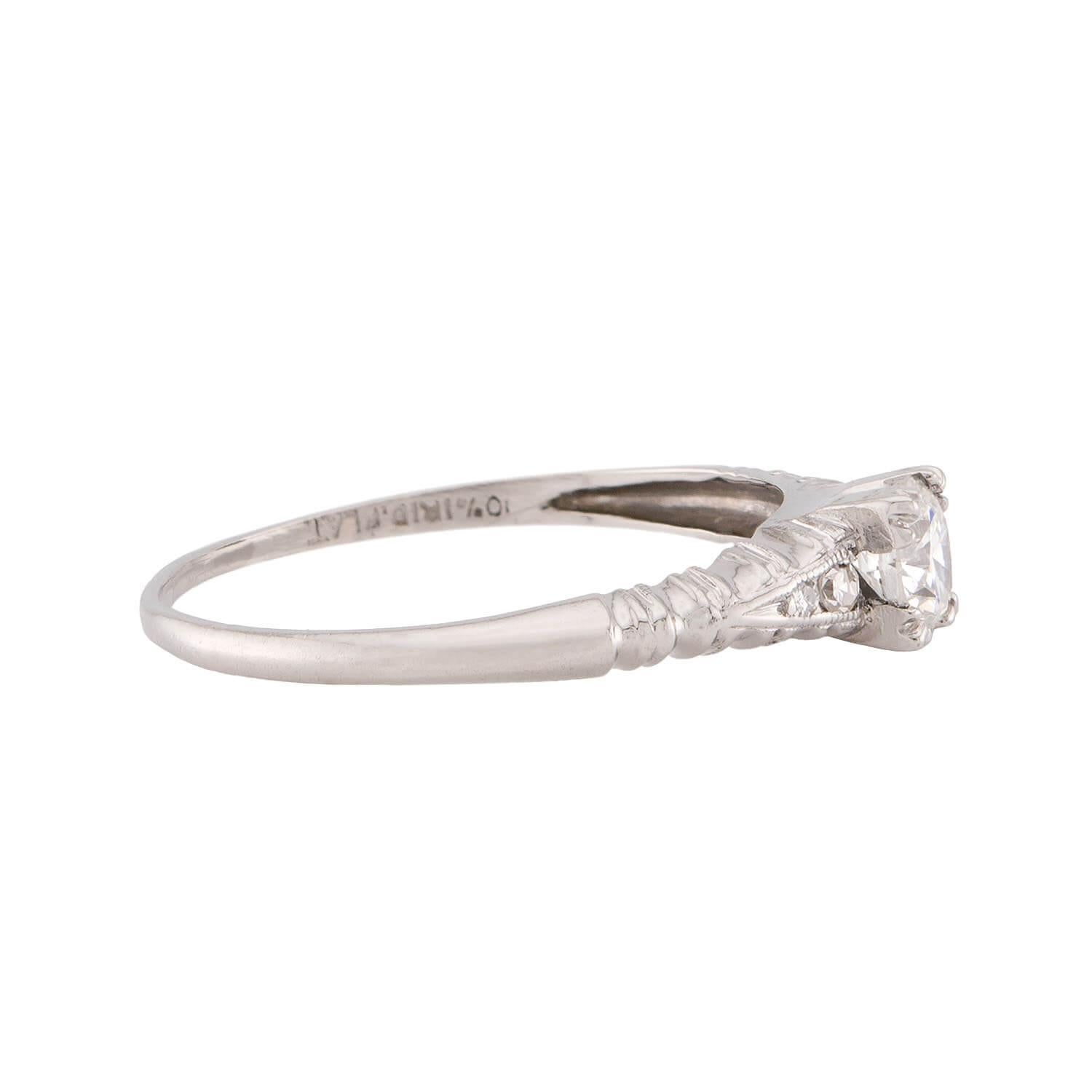 Taille vieille Europe Bague de fiançailles Art déco en platine avec diamant .35ct en vente