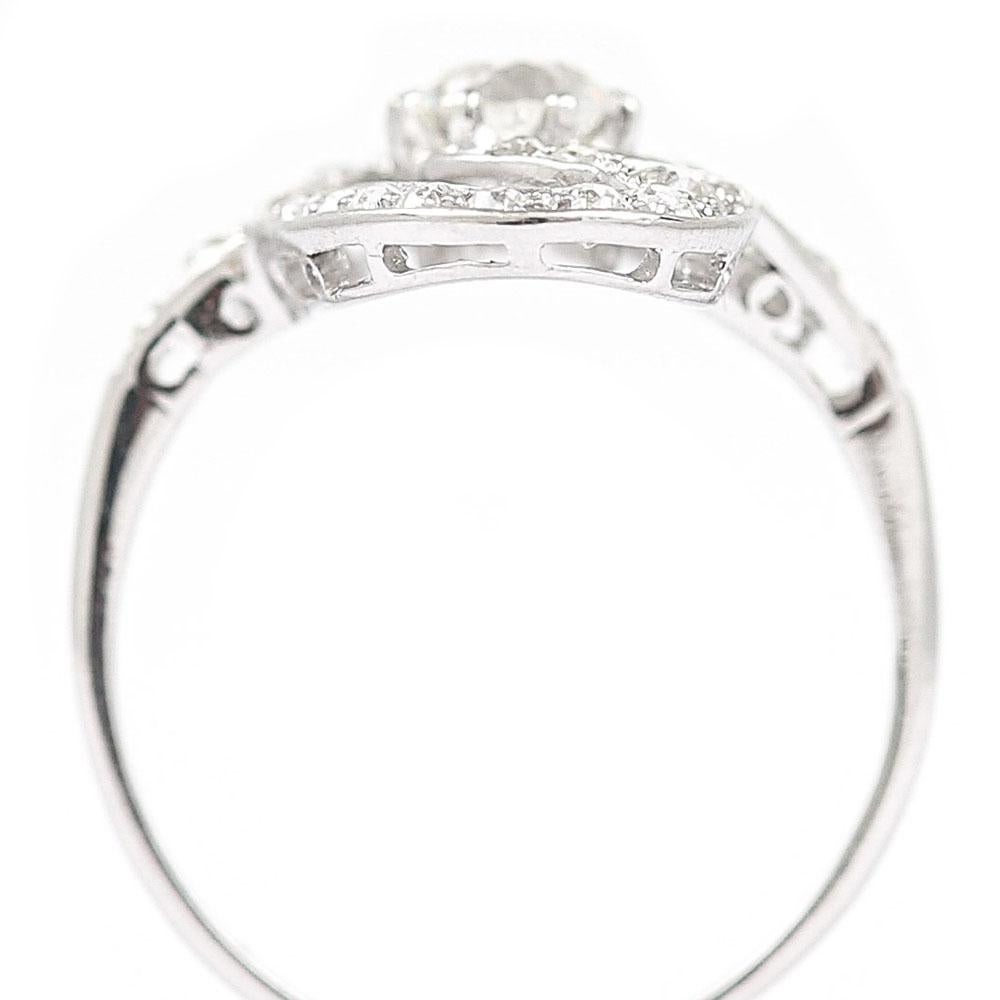 Art Deco Platinum Diamond Engagement Ring circa 1925 3