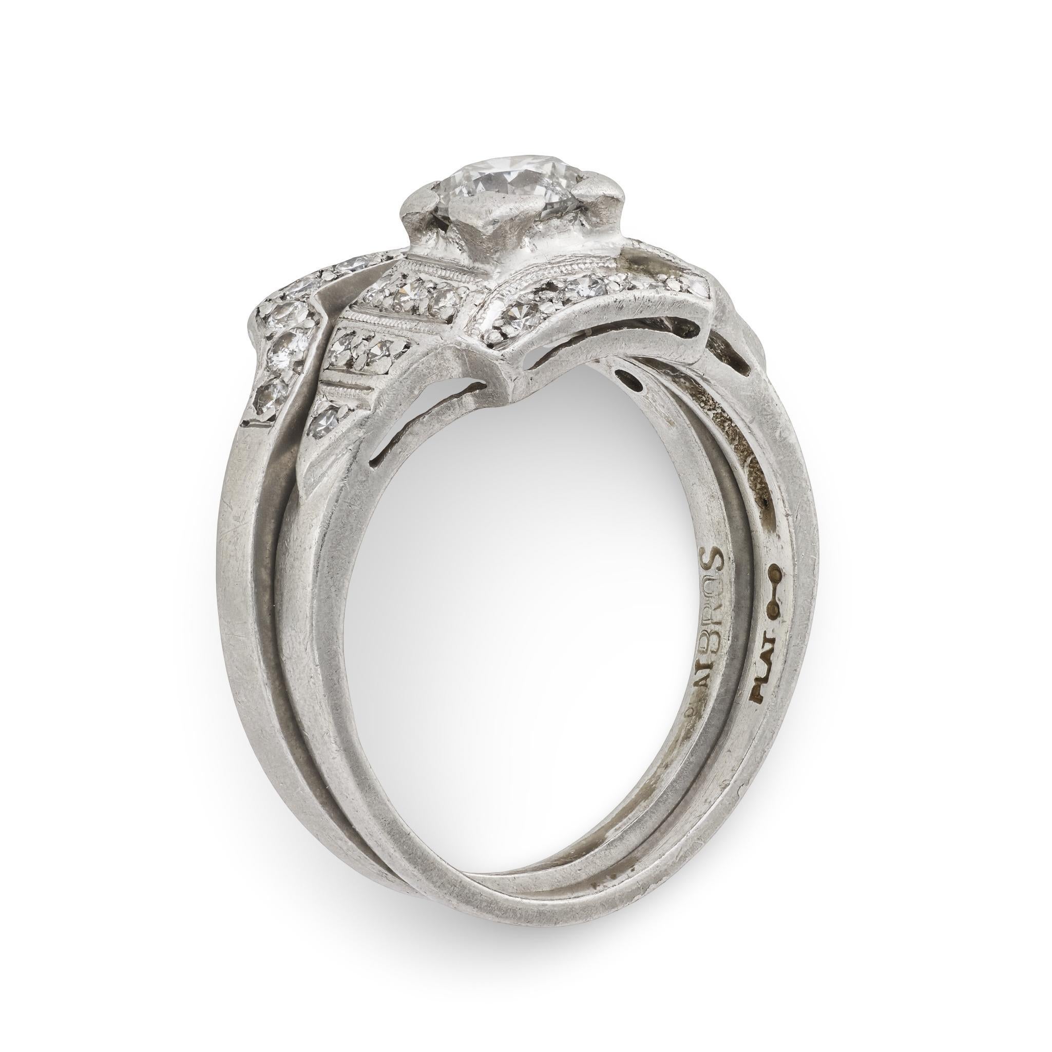 Anillo de Compromiso y Alianza de Platino Art Decó .50ct en Bueno estado para la venta en Narberth, PA