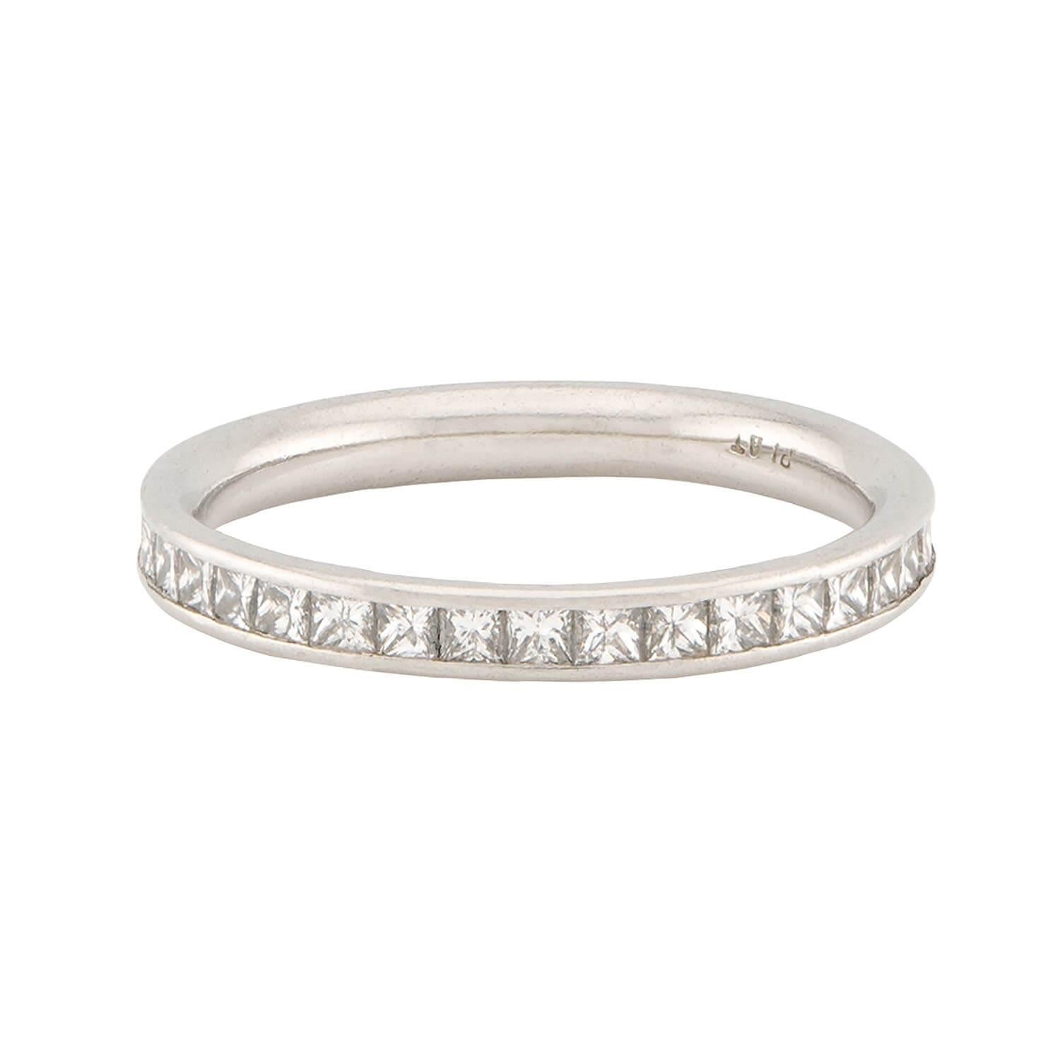 Anillo Art Decó de Platino y Diamantes Corte princesa en venta
