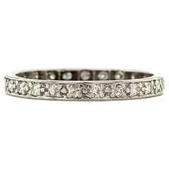 Anello Art Deco di platino con diamante per l'eternità, peso totale 0,375 carati, misura 7,25