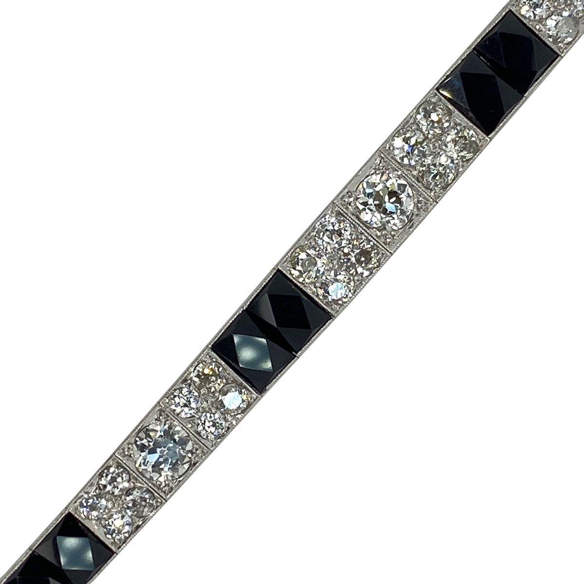 Art Deco Platinum Diamond and Onyx Engraved Line Bracelet For Sale 2