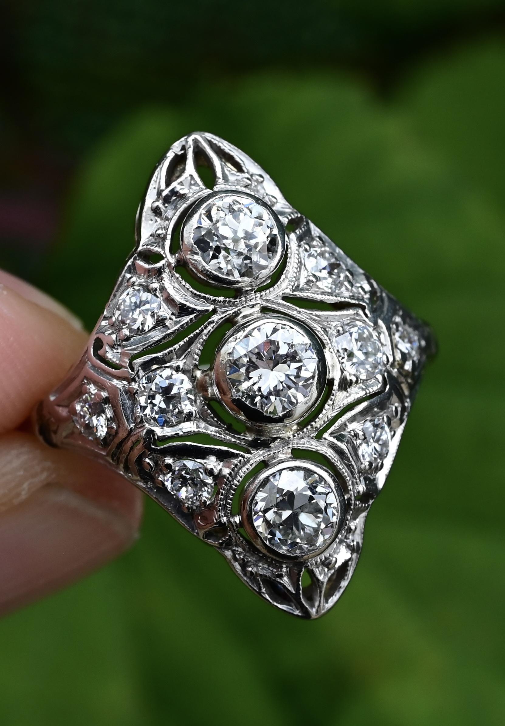 Art Deco Platinum Diamond Ring – 1.18 TCW Ring Size 8.25 IGI Certified For Sale 1