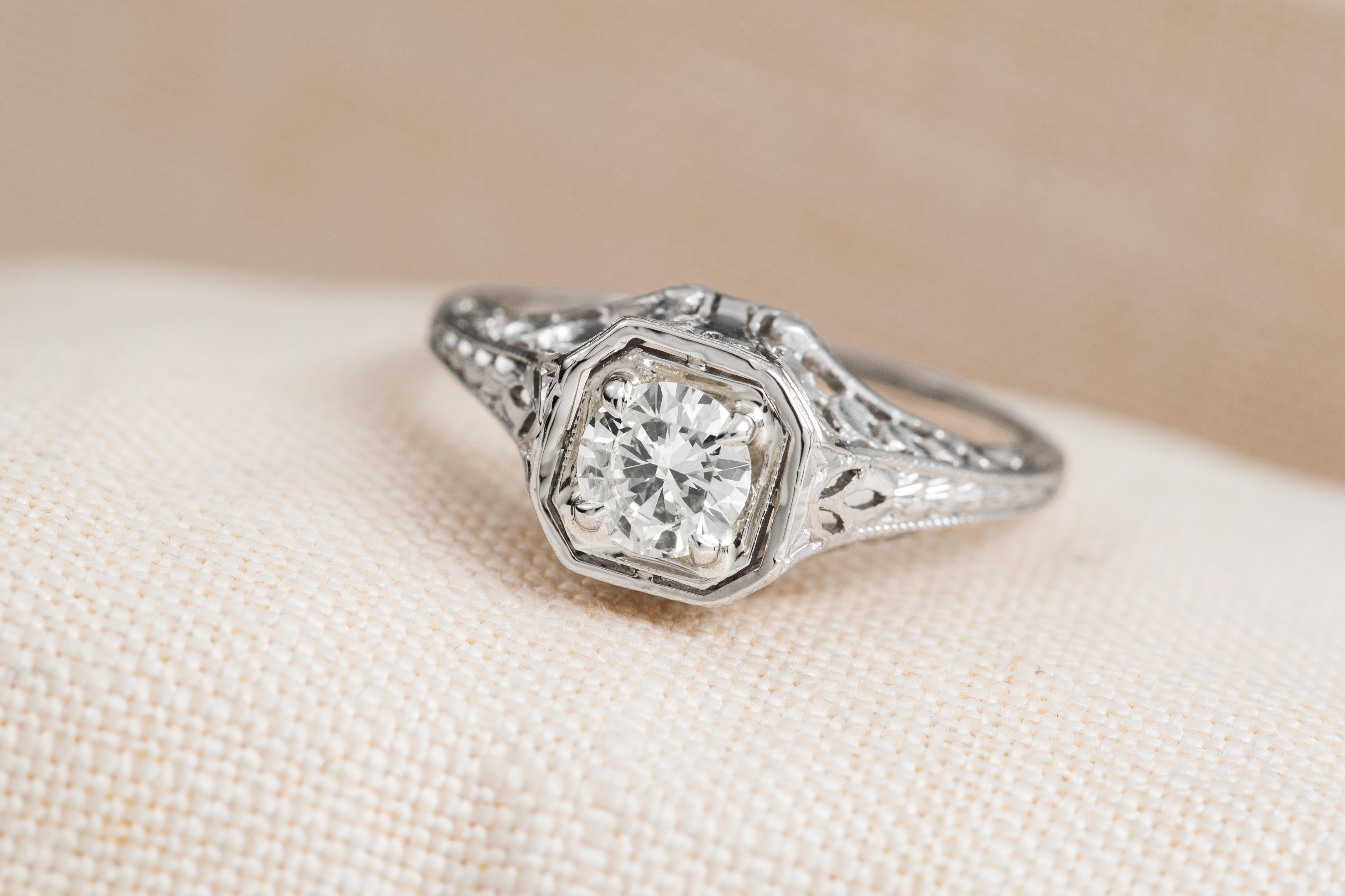 Round Cut Art Deco Platinum Diamond Ring with Filigree